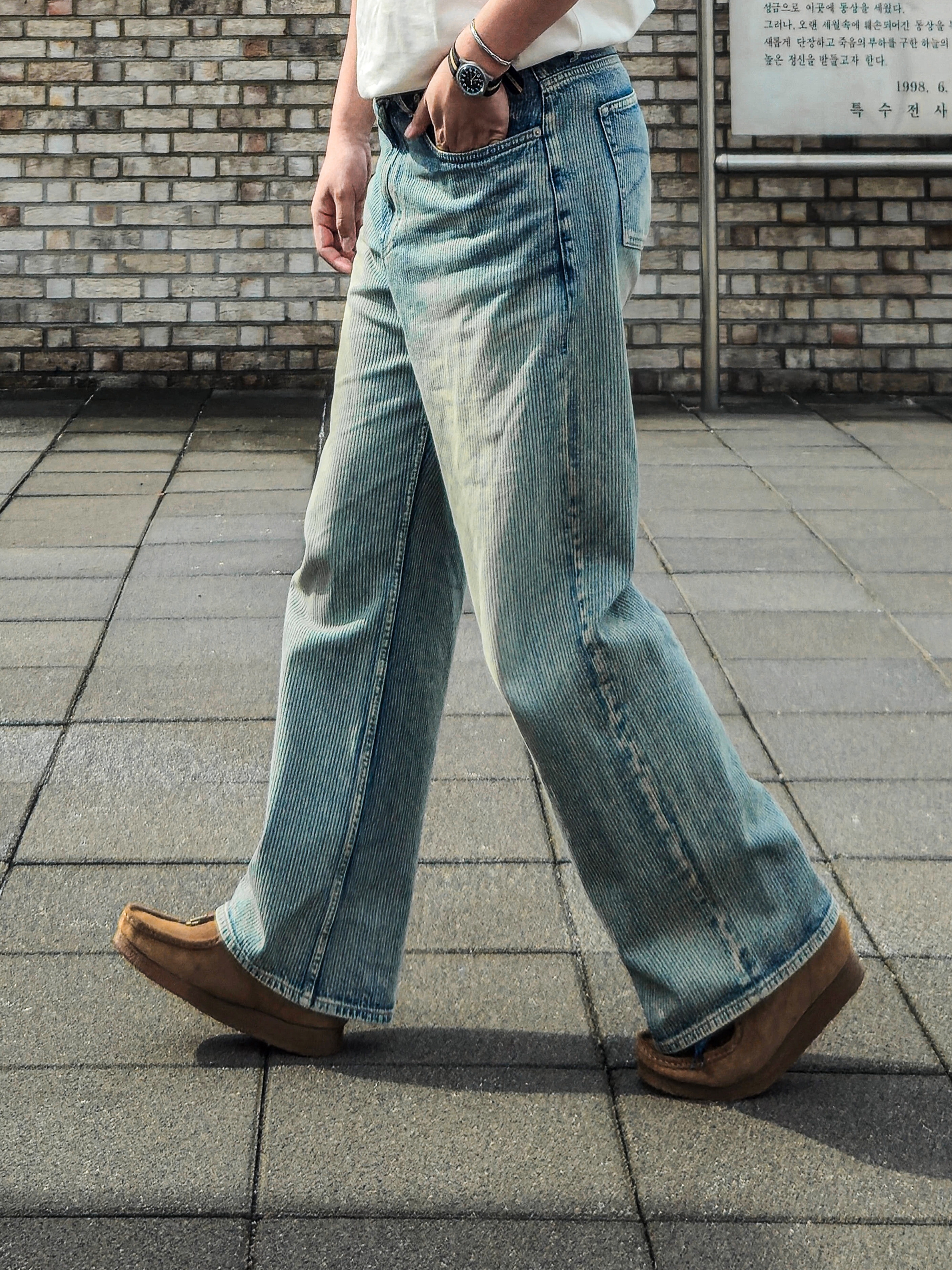 Clarks Wallabee Cola 착용 스타일 - 2