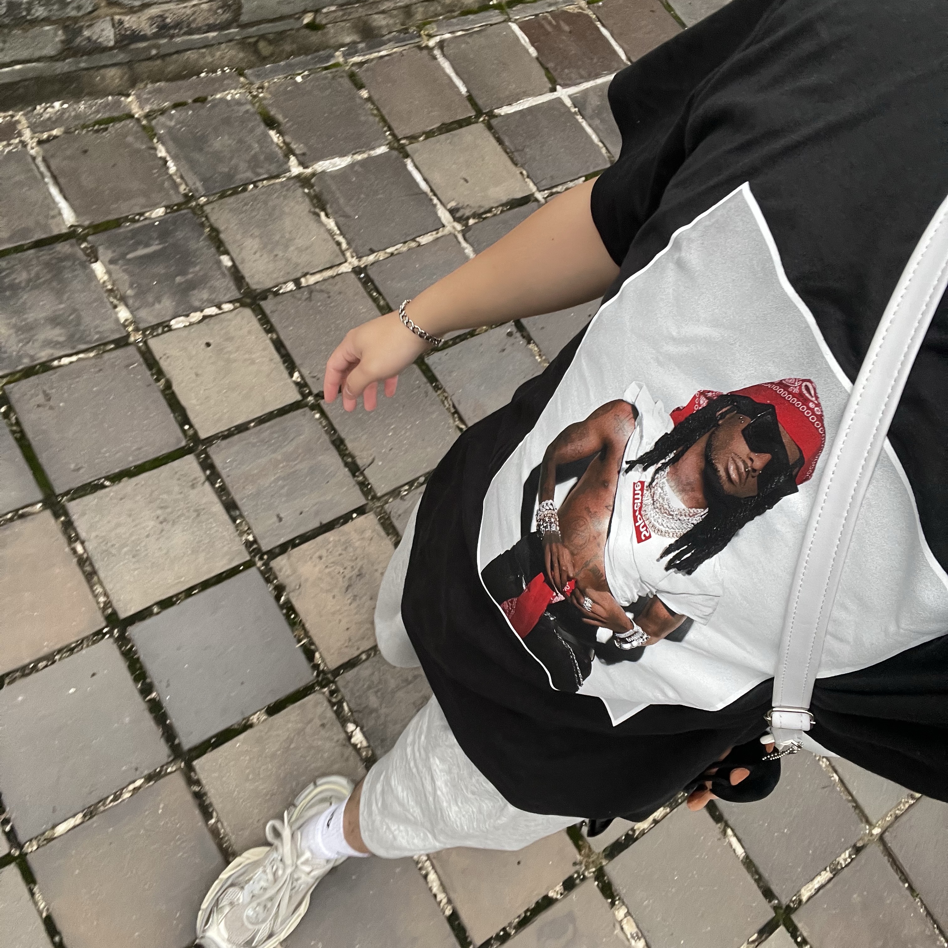 Supreme Playboi Carti T-Shirt Black - 25FW, Balenciaga 3XL Sneakers Light Beige 착용 스타일