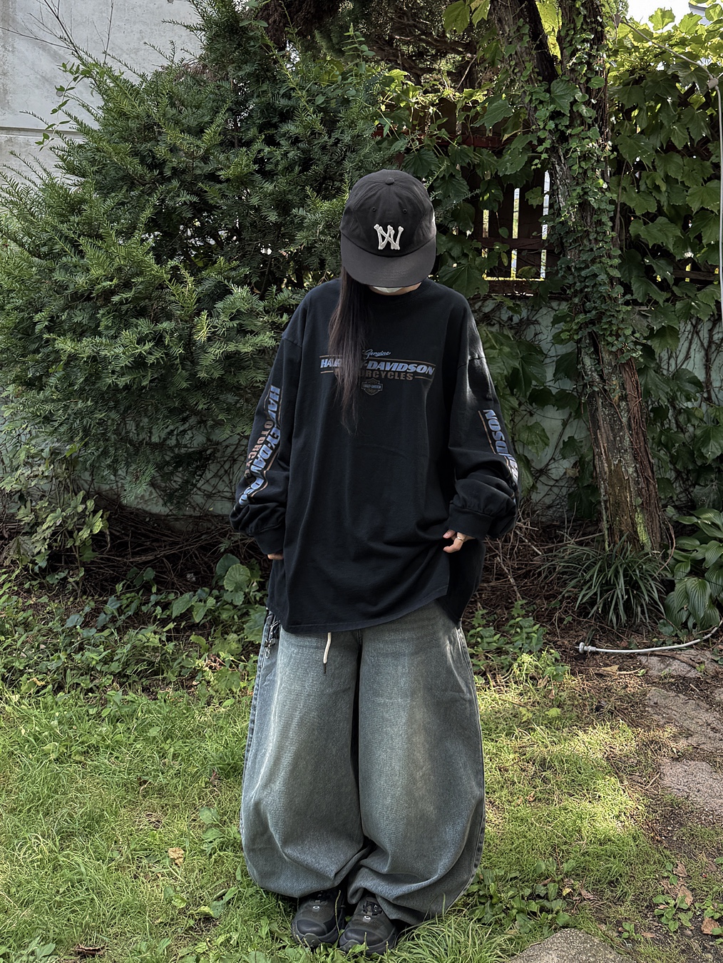 Aoiro 6-Panel Bone A/N Cap Black, Oakley Light Breathe Triple Black 착용 스타일 - 1
