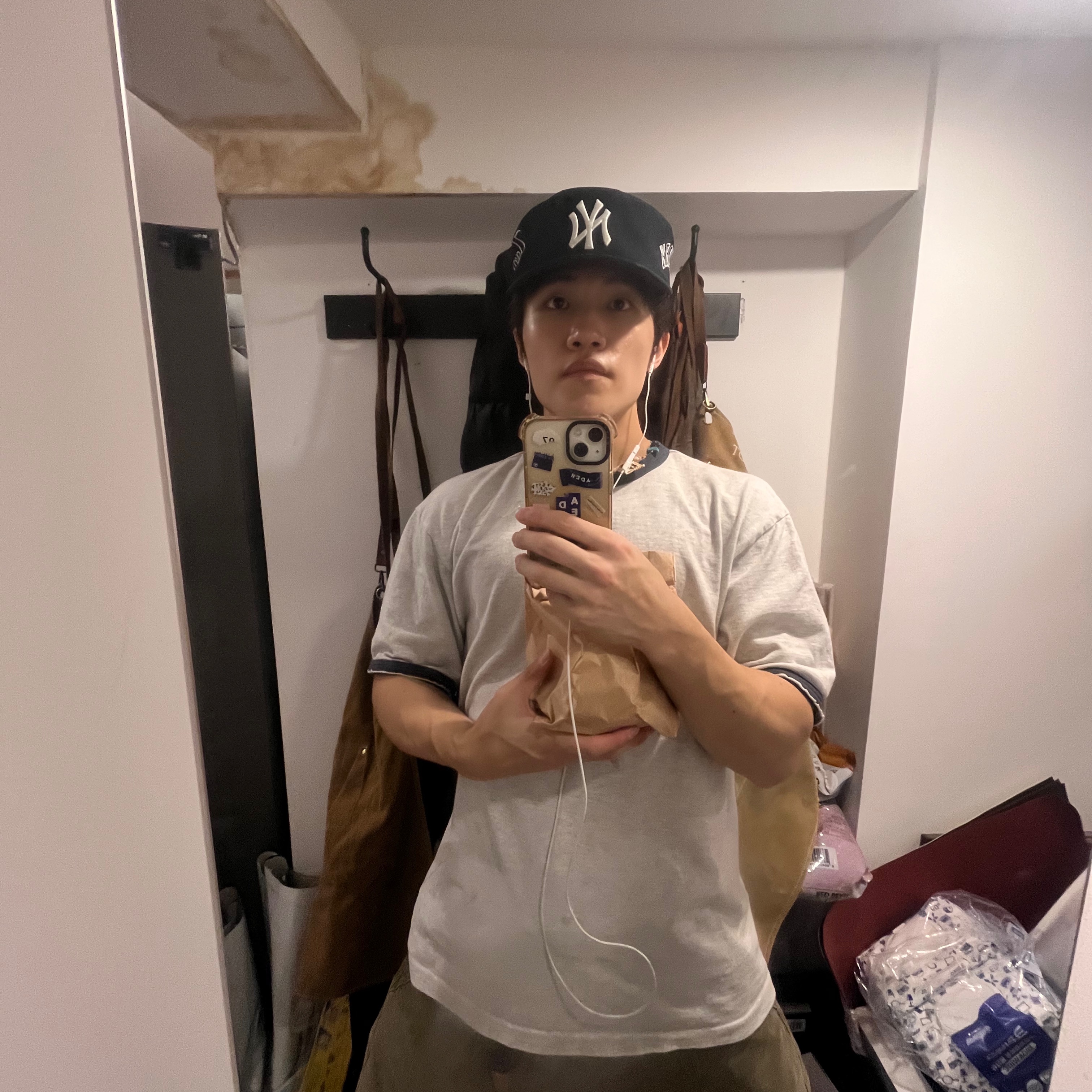 New Era MLB New York Yankees Pillbox Series Ball Cap Navy 착용 스타일