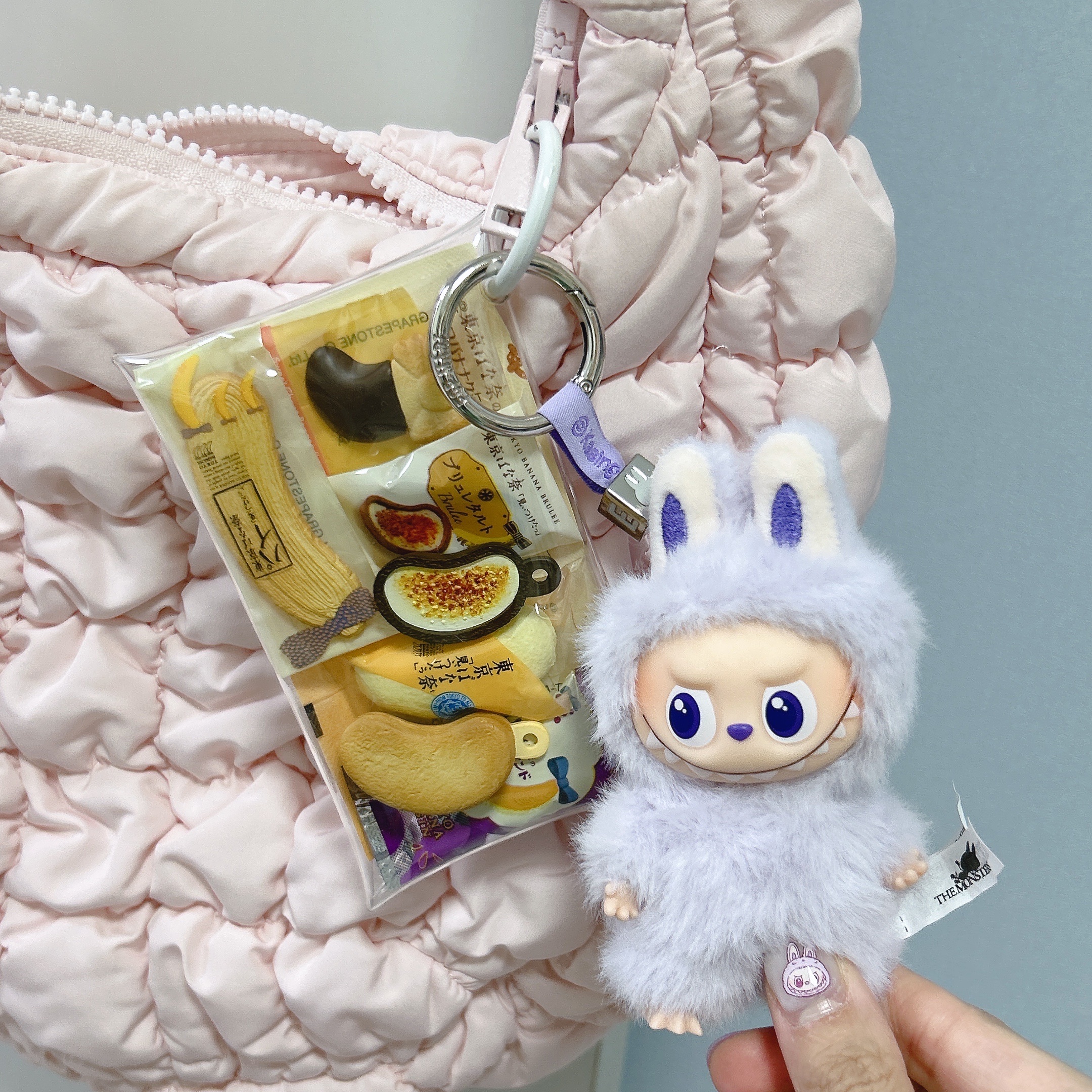 Pop Mart Labubu The Monsters Pin For Love Series Vinyl Plush Pendant Sealed Case (A-M) (1 Blind Box), Pop Mart Labubu The Monsters Pin For Love Series Vinyl Plush Pendant (A-M) E (Opened Case) 착용 스타일 - 2