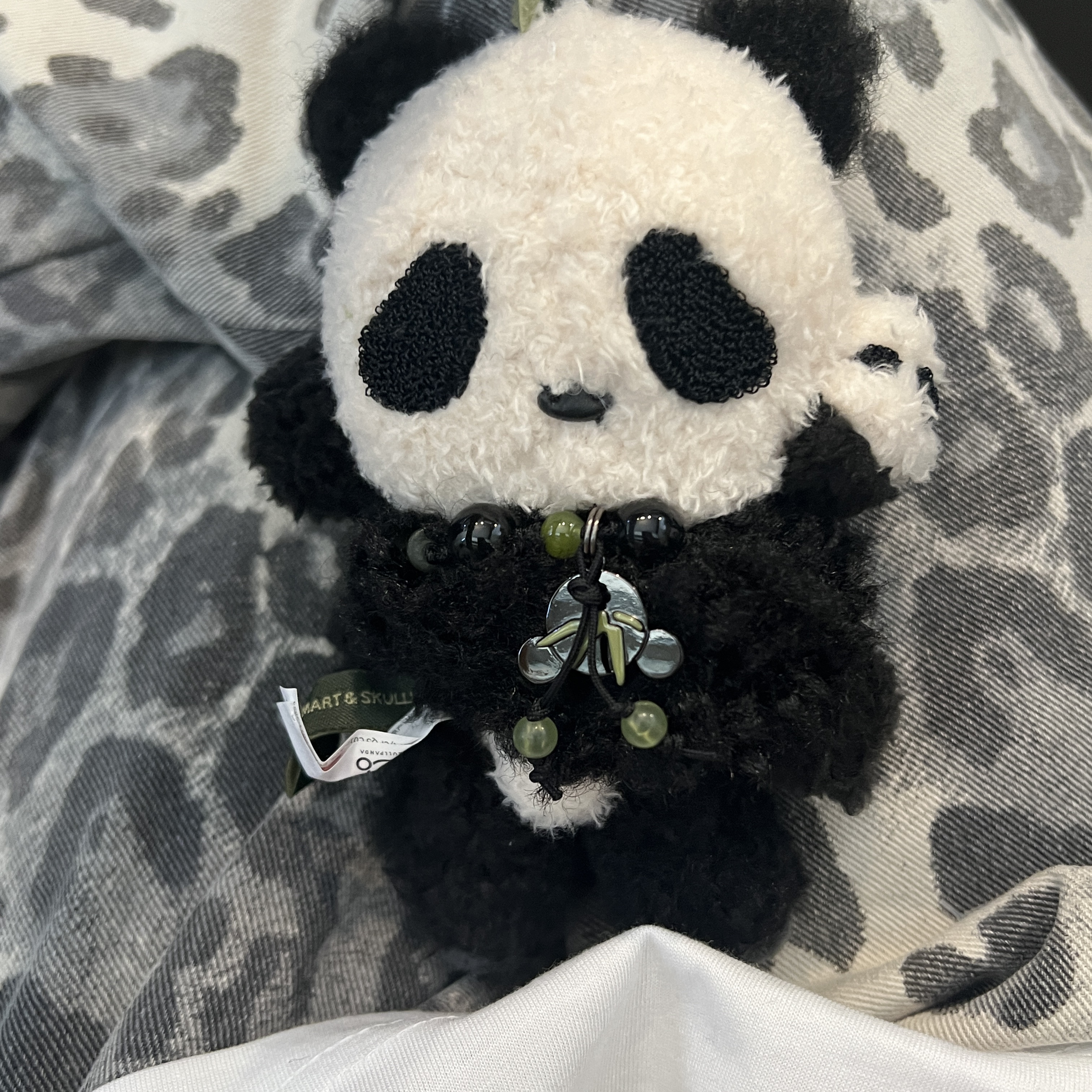 Pop Mart Skullpanda Lazy Panda Plush Doll Pendant 착용 스타일 - 5