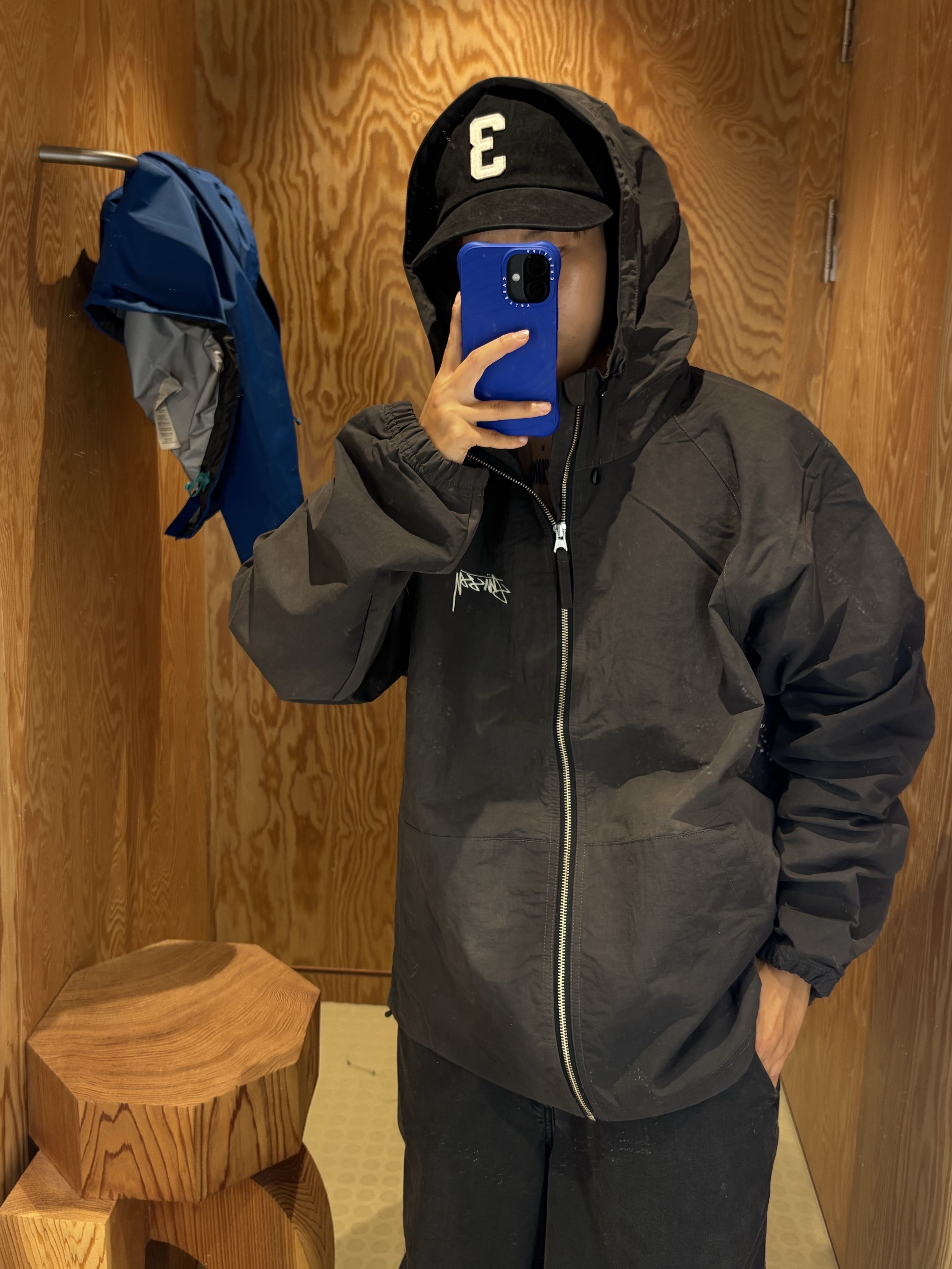 Stussy Wave Dye Beach Shell Jacket Black, Collect Pieces Three 5 Panel Cap Black 착용 스타일