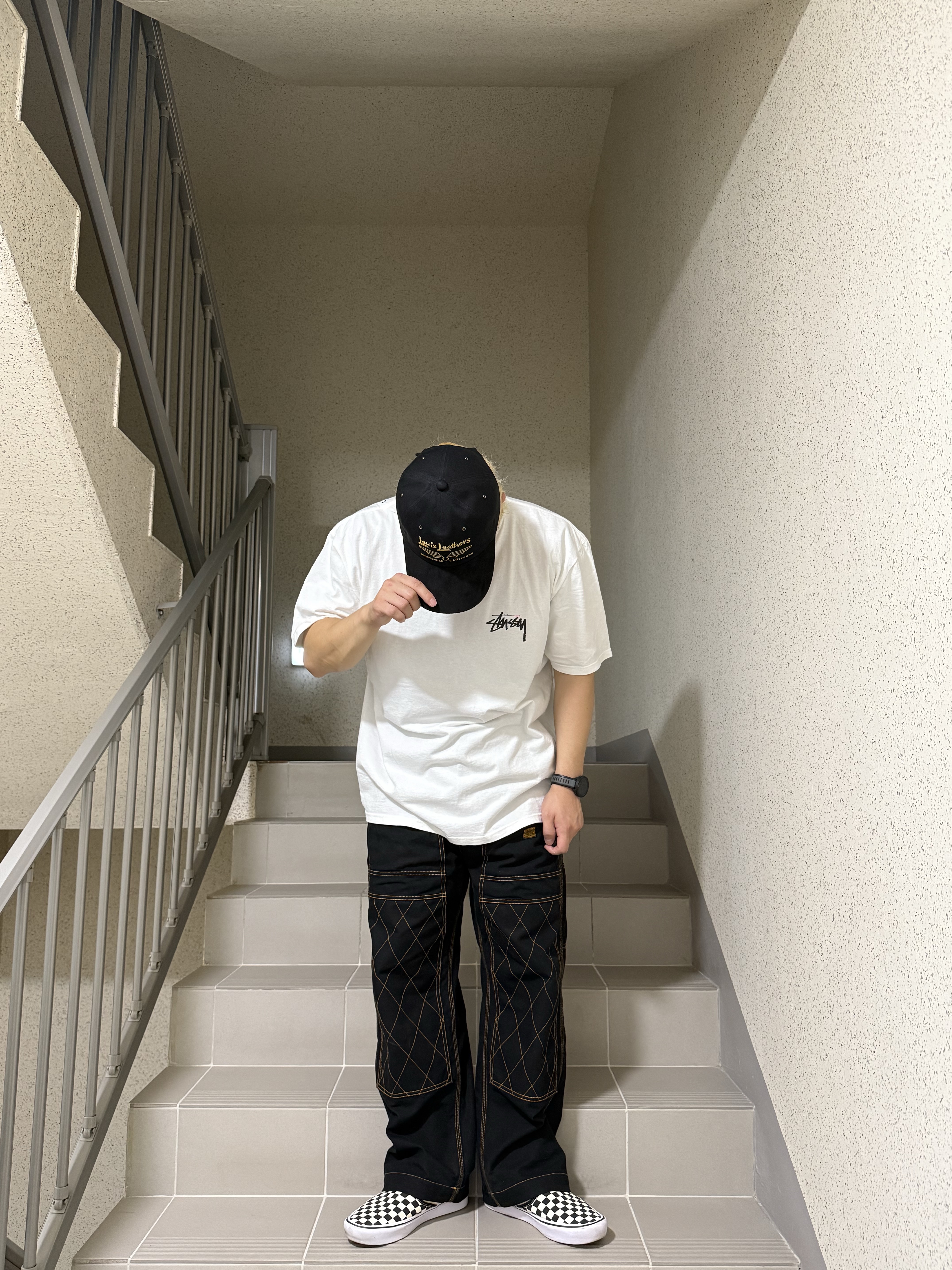Vans Slip-On ComfyCush Checkerboard 착용 스타일 - 4