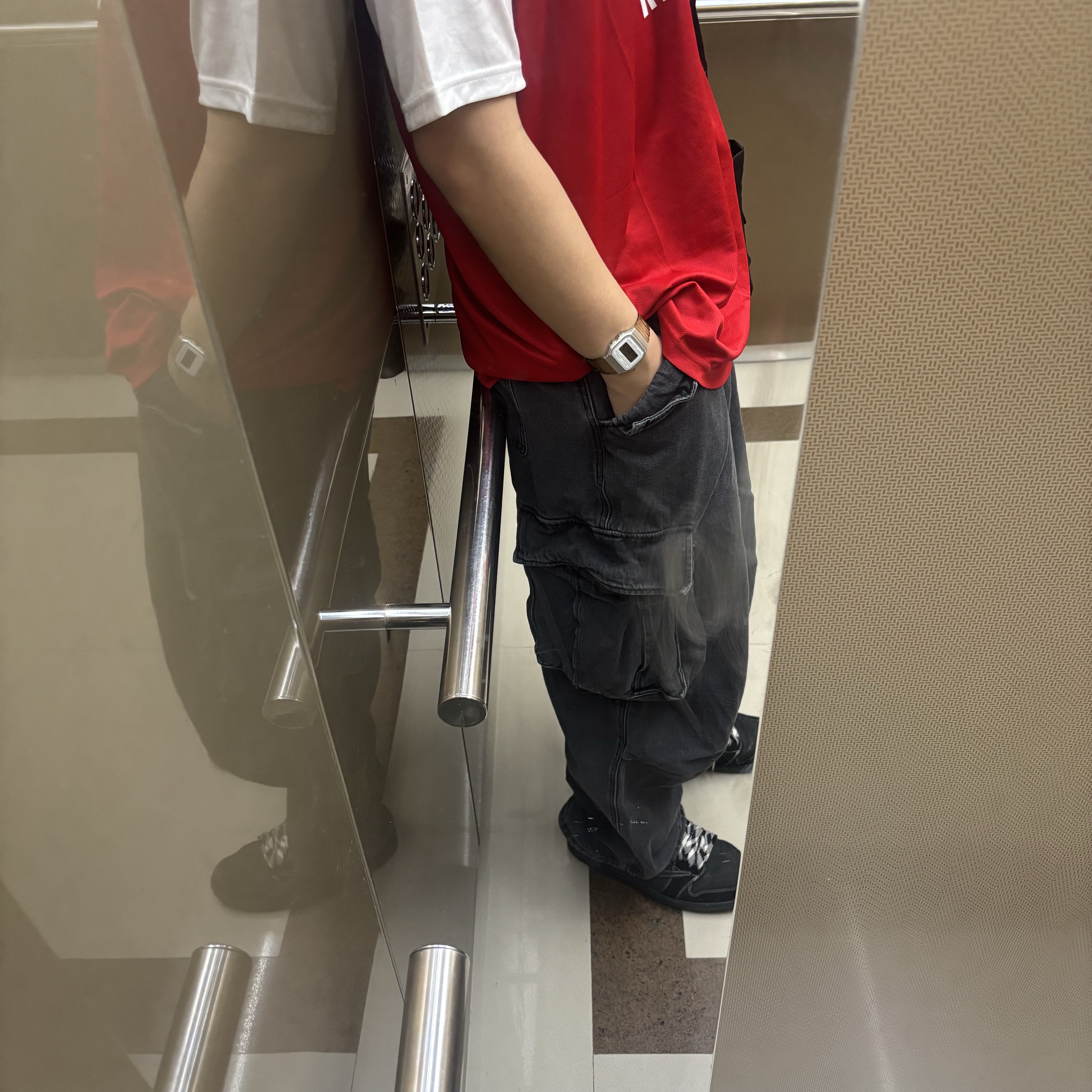 Balenciaga 3XL Extreme Lace Sneakers Egg Shell, Chrome Hearts Horseshoe Logo Sweatshirt Black 착용 스타일 - 4