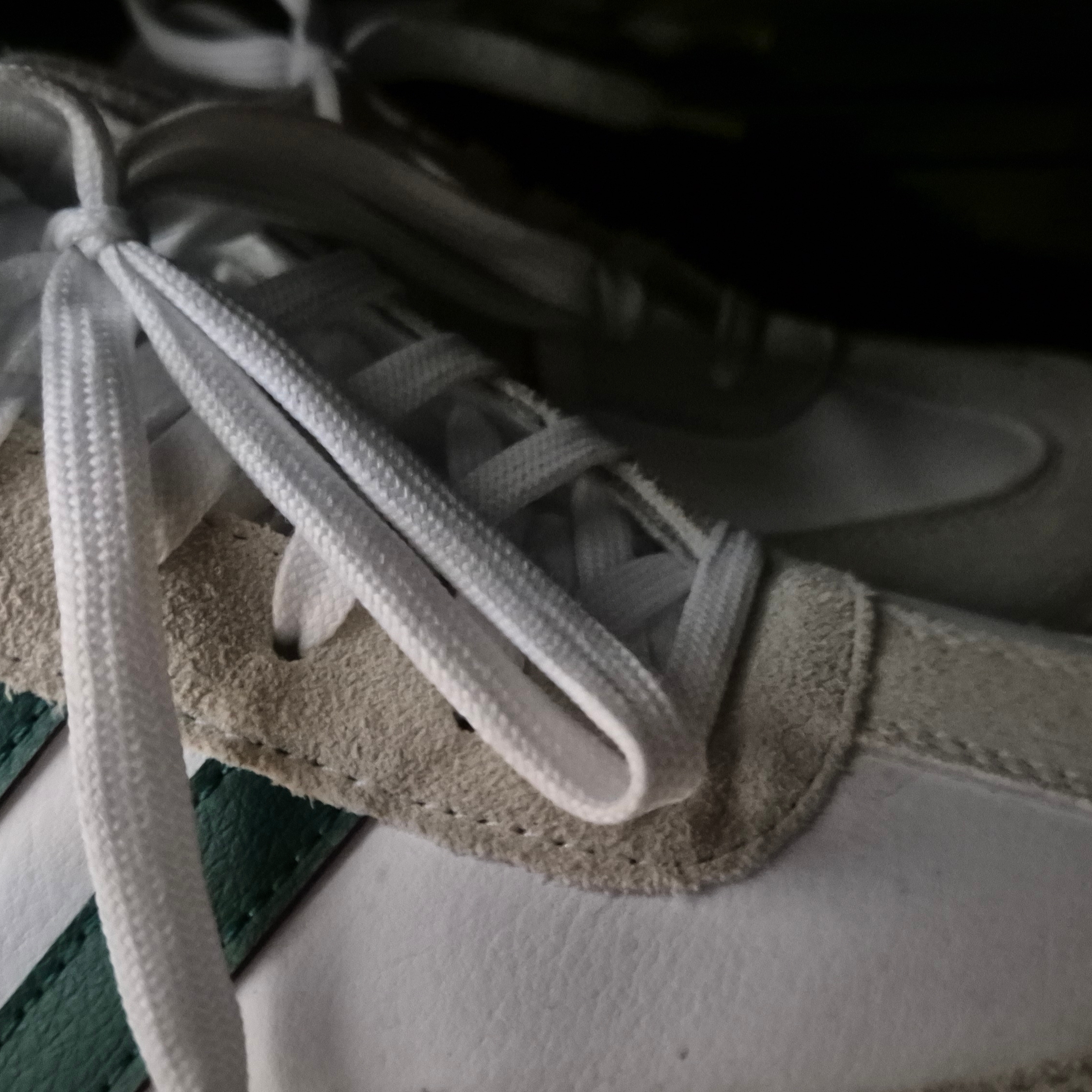 Adidas Gradas Collegiate Green 착용 스타일