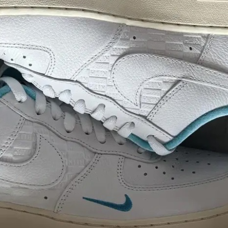 Nike x Kith Air Force 1 Low Hawaii 착용 스타일