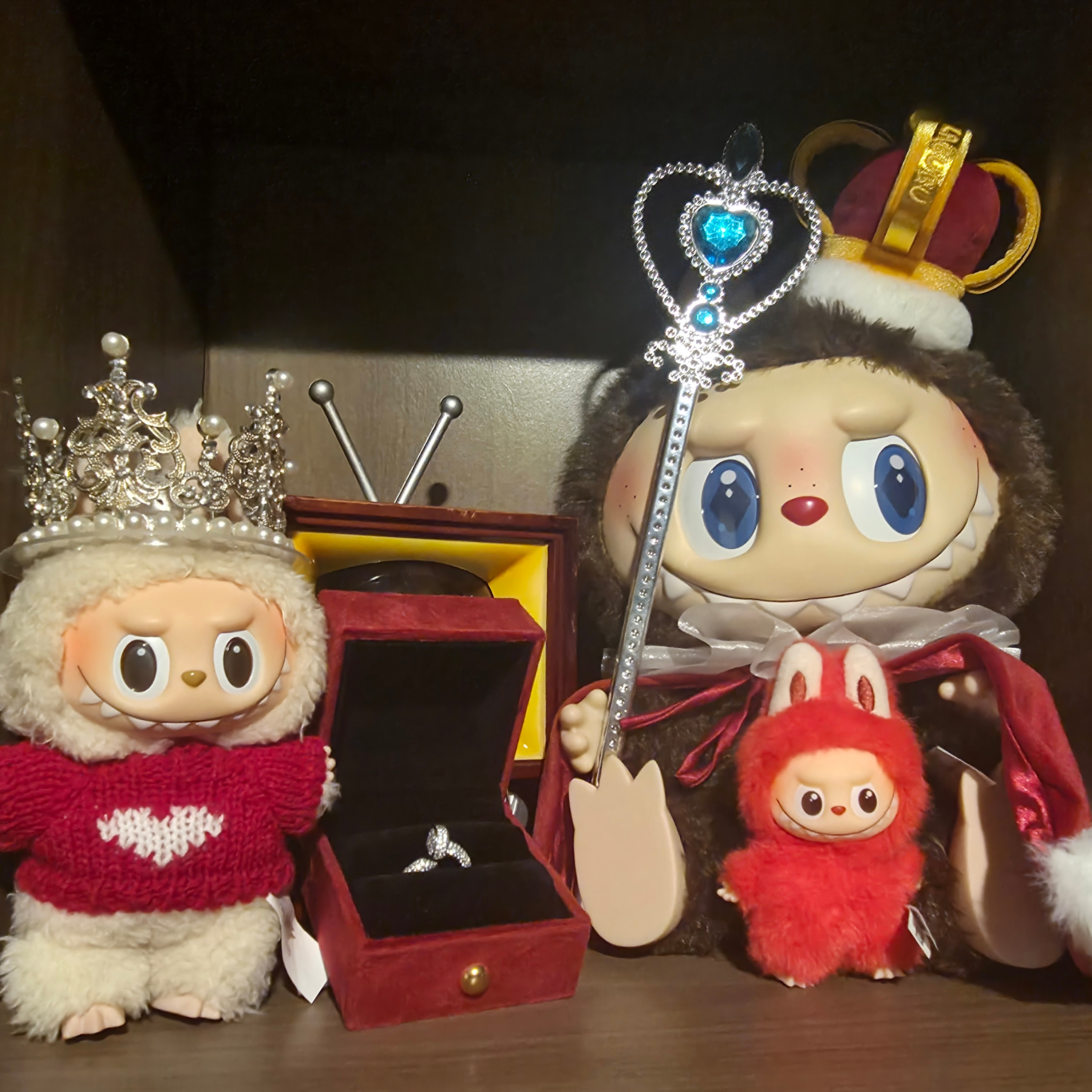 Pop Mart The Monsters Checkmate Series Doll 착용 스타일
