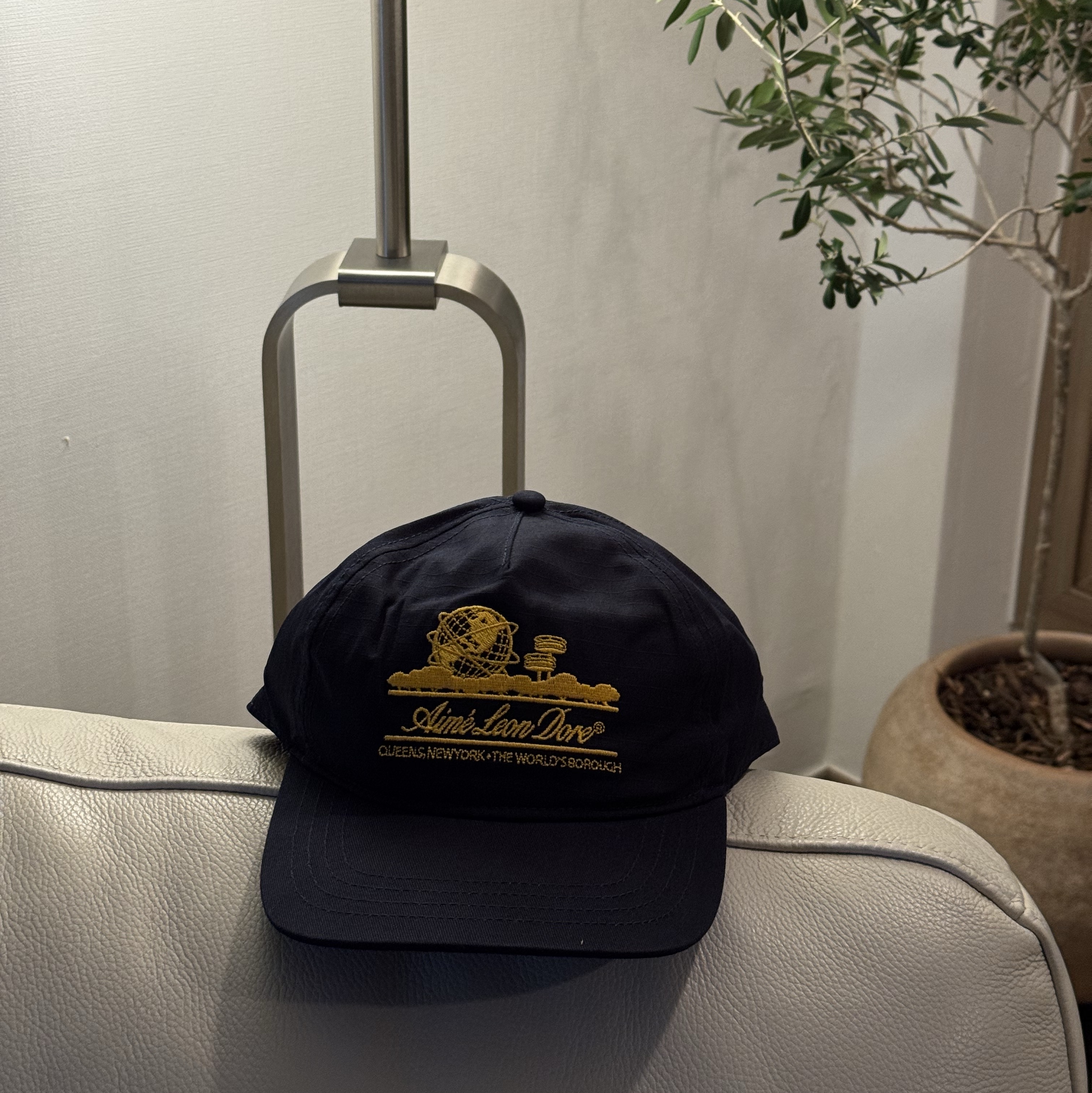 Aime Leon Dore Unisphere Evening Blue 착용 스타일