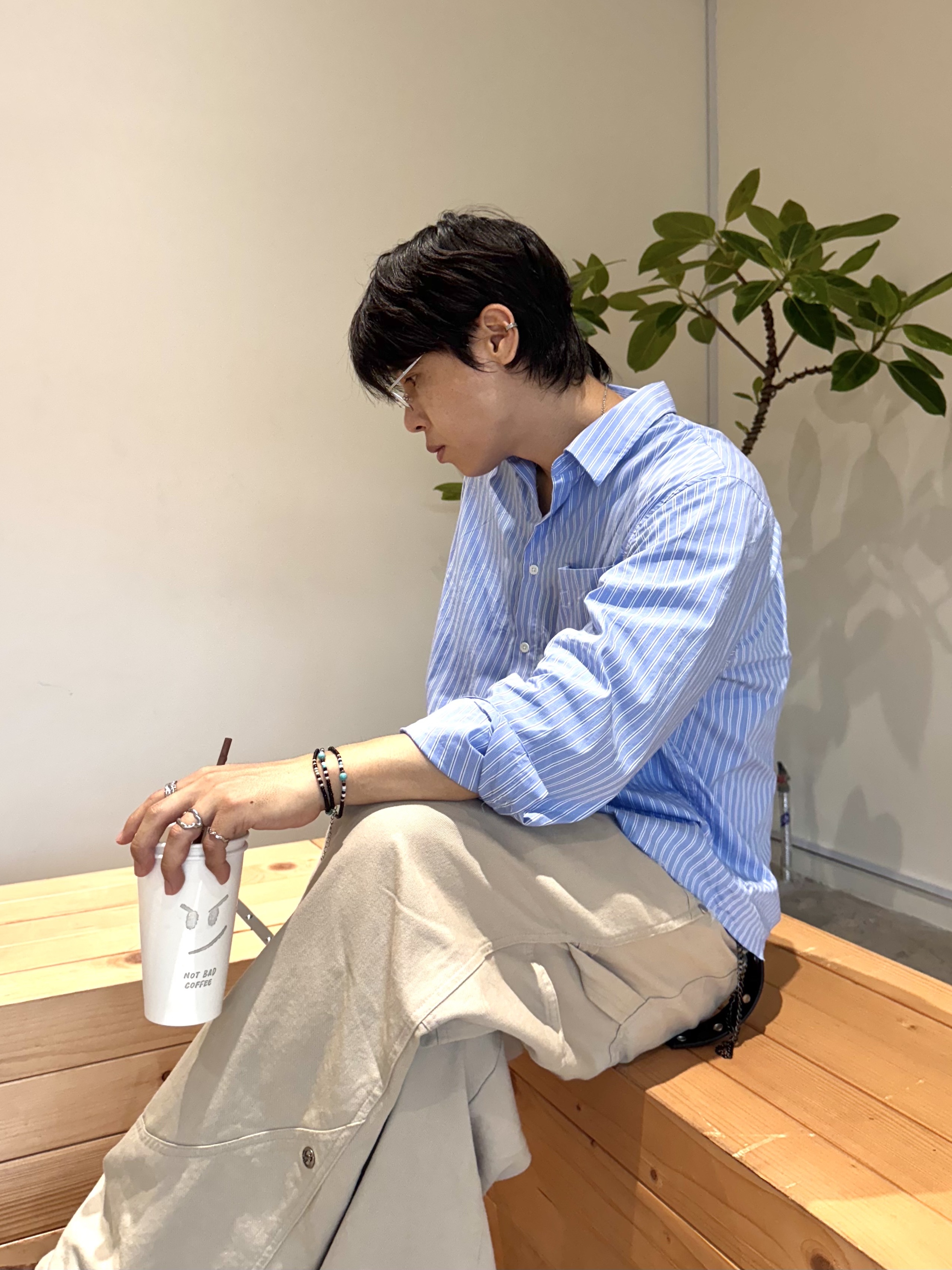 SOULESURES BOLD BELUGA Espresso Brown 착용 스타일 - 2