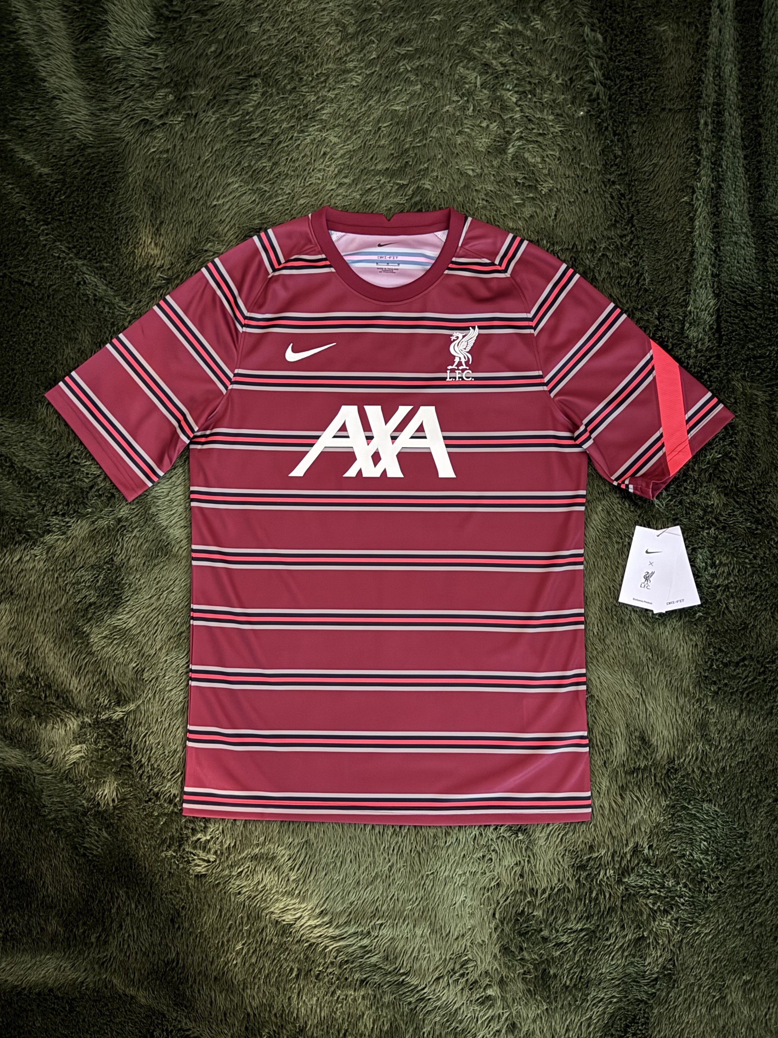 Nike Liverpool FC 2021/22 Pre-Match Short Sleeve Football Top Team Red Bright Crimson (Non Marking Ver.) 착용 스타일 - 1