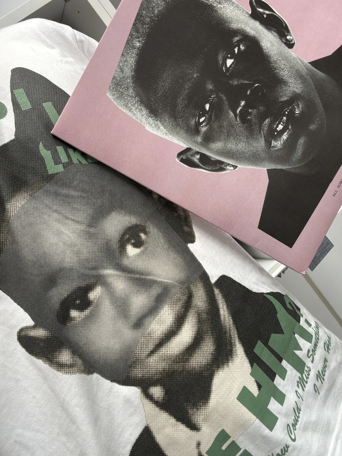 Casetify x Matin Kim iPhone Destroyed Denim Magsafe Mirror Case Silver, Tyler, The Creator 5th Album Igor LP Black 착용 스타일 - 2
