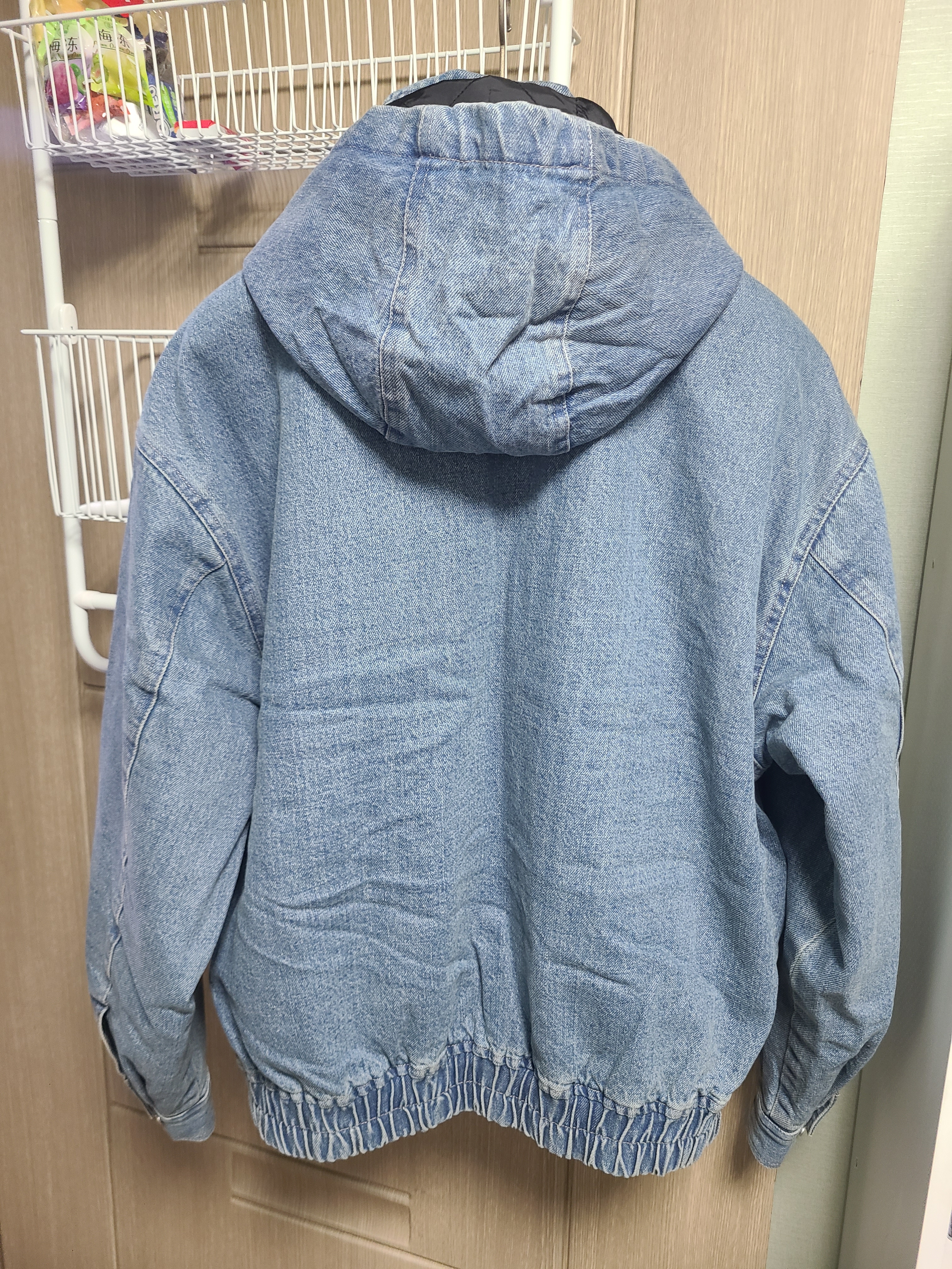 Supreme Hooded Utility Jacket Denim - 25FW 착용 스타일 - 3