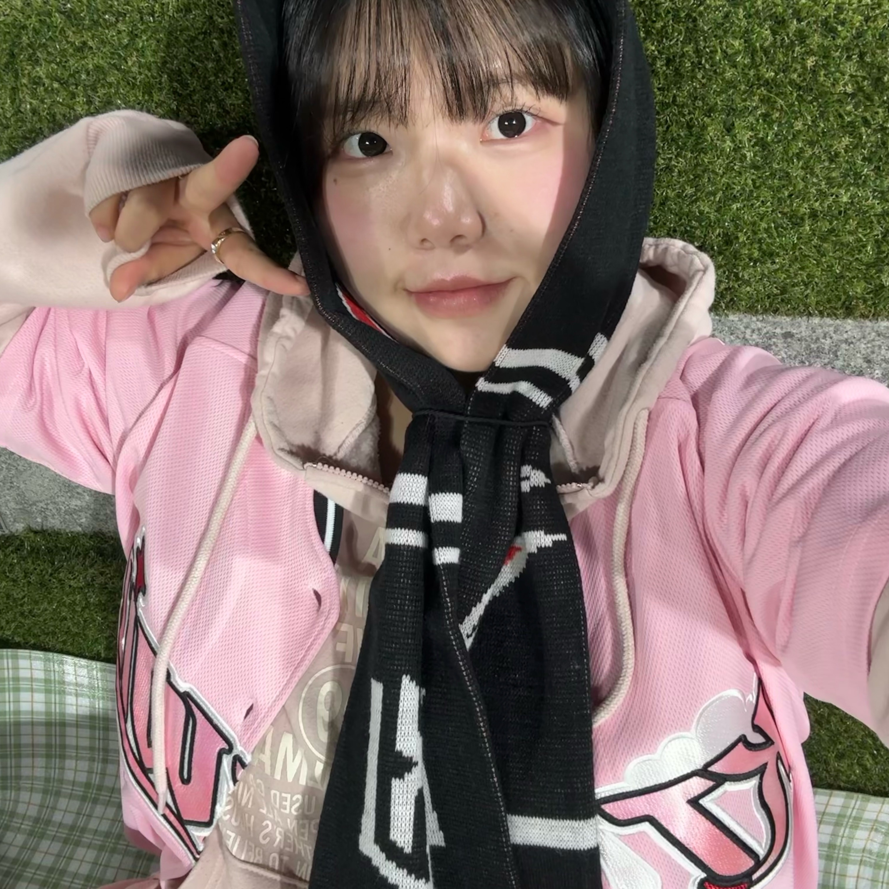 KT Wiz Cloud Uniform Pink (Non Marking Ver.) 착용 스타일 - 2