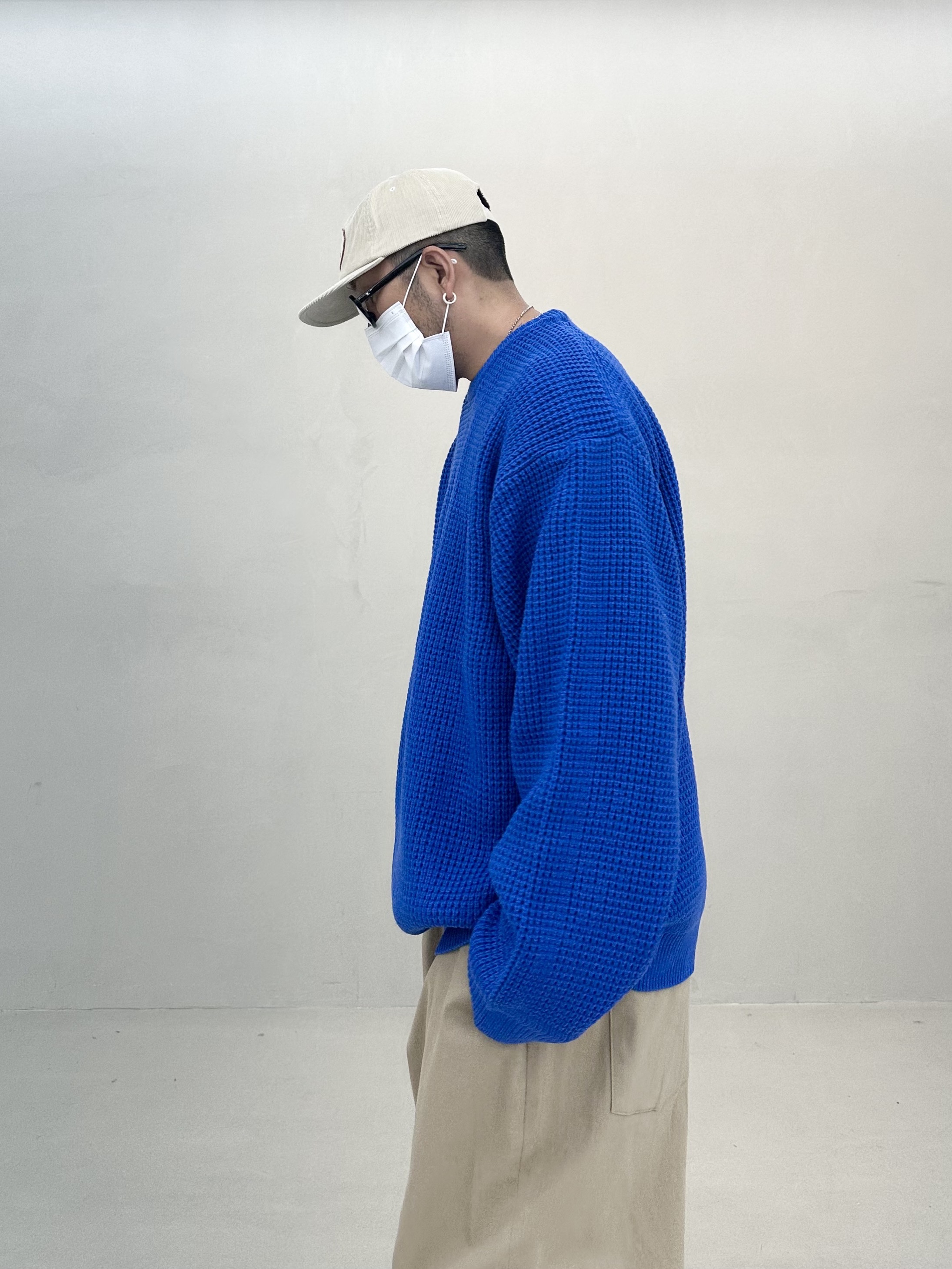 Human Made 6 Panel Corduroy Cap White, Ader Error Log; Baus Blue White 착용 스타일 - 3