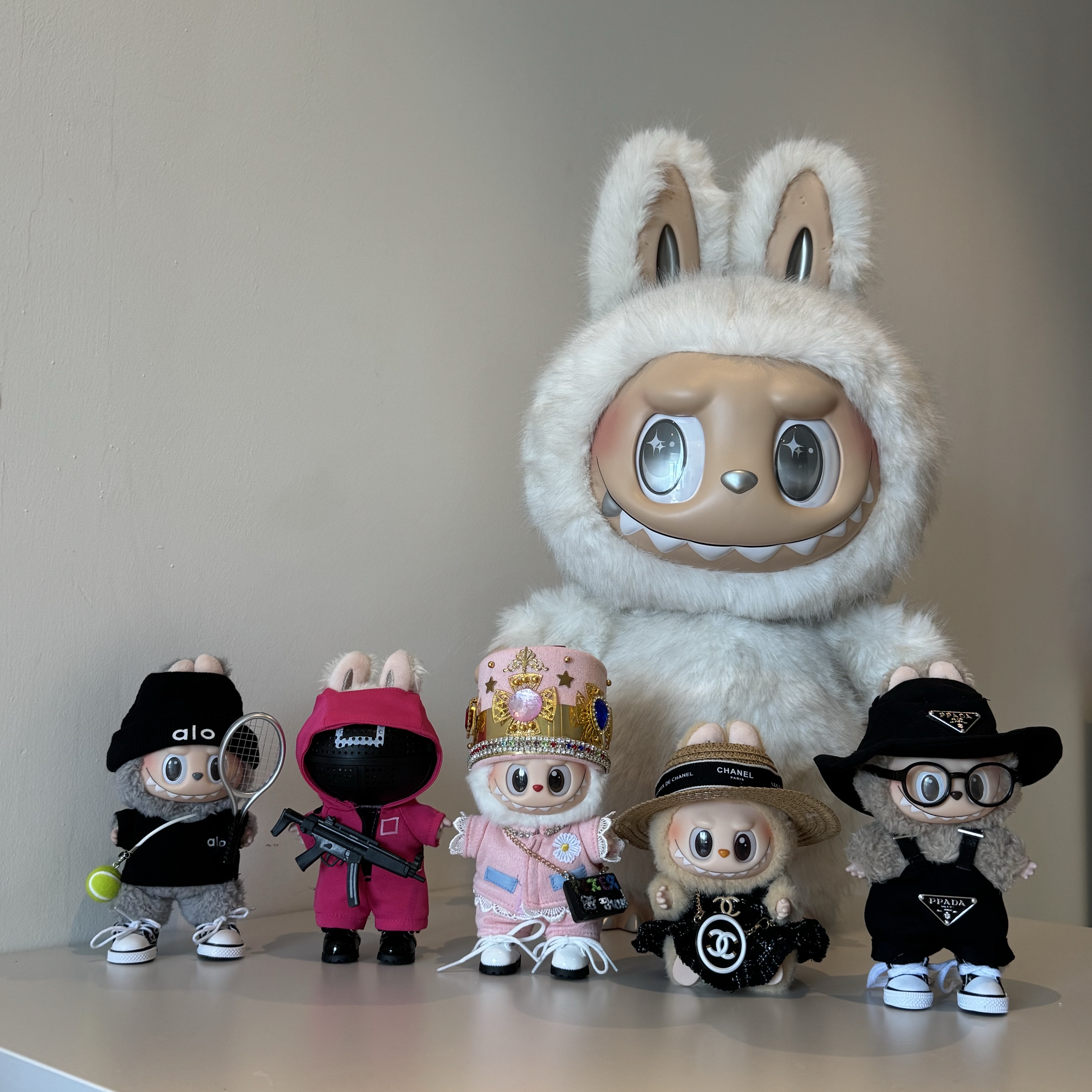 Pop Mart The Monsters Zimomo Angel In Clouds Vinyl Face Doll, Pop Mart Labubu The Monsters Let's Have Fun Together Series Night Light (6 Blind Box) 착용 스타일 - 1
