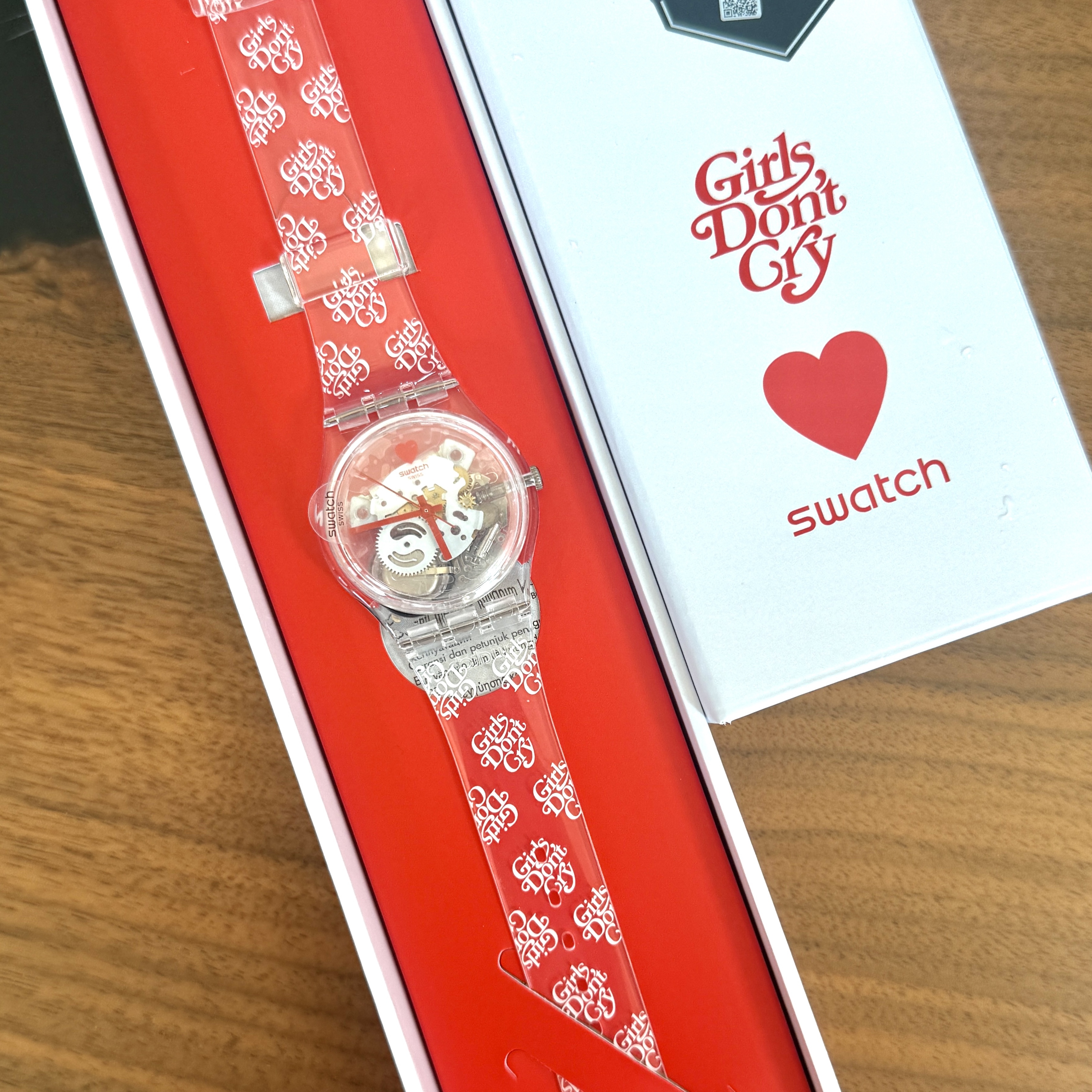 Swatch x Verdy Girls Dont Cry By Verdy Clear 착용 스타일
