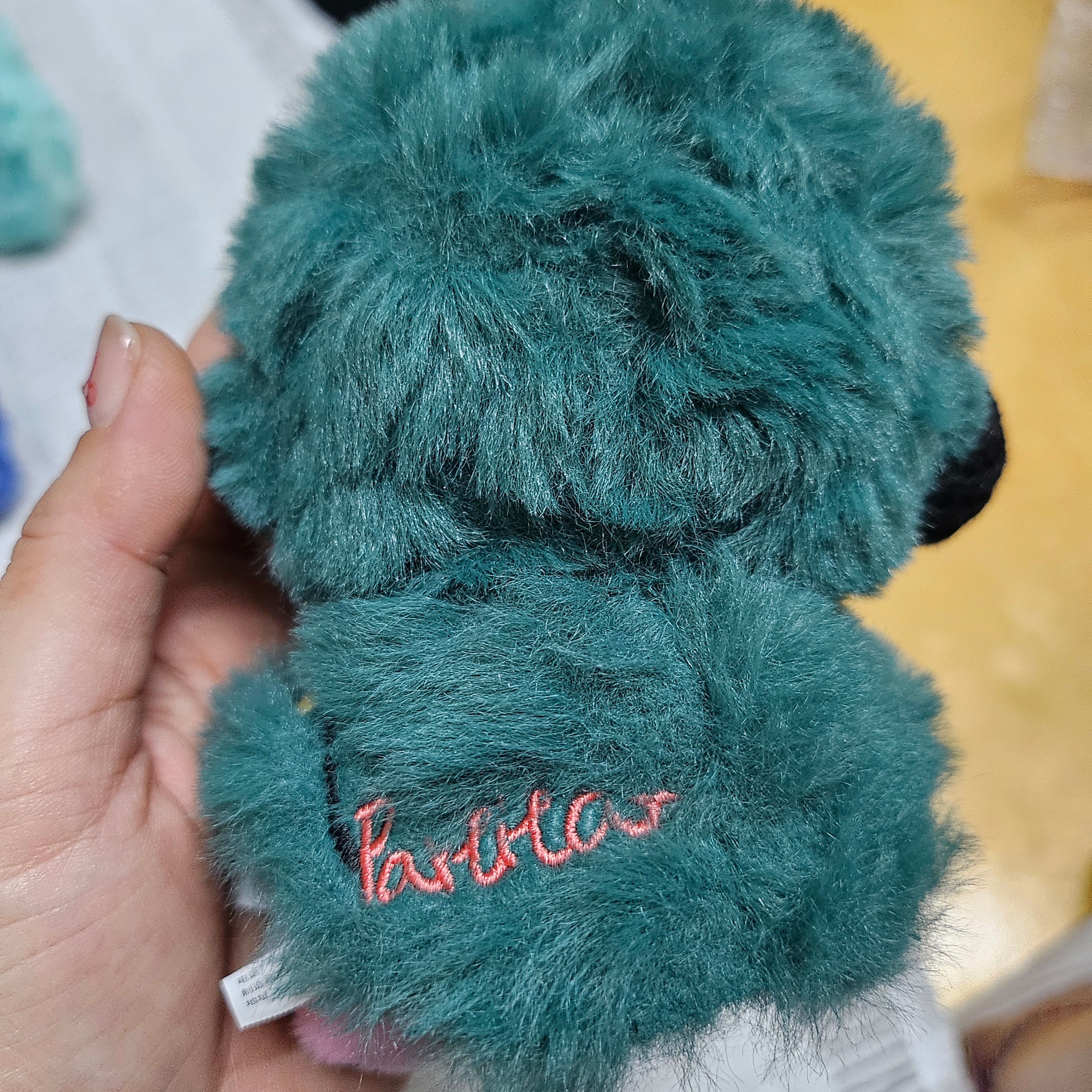 Pop Mart Skullpanda Winter Symphony Series Keyring Partita (Opened Case) 착용 스타일 - 2