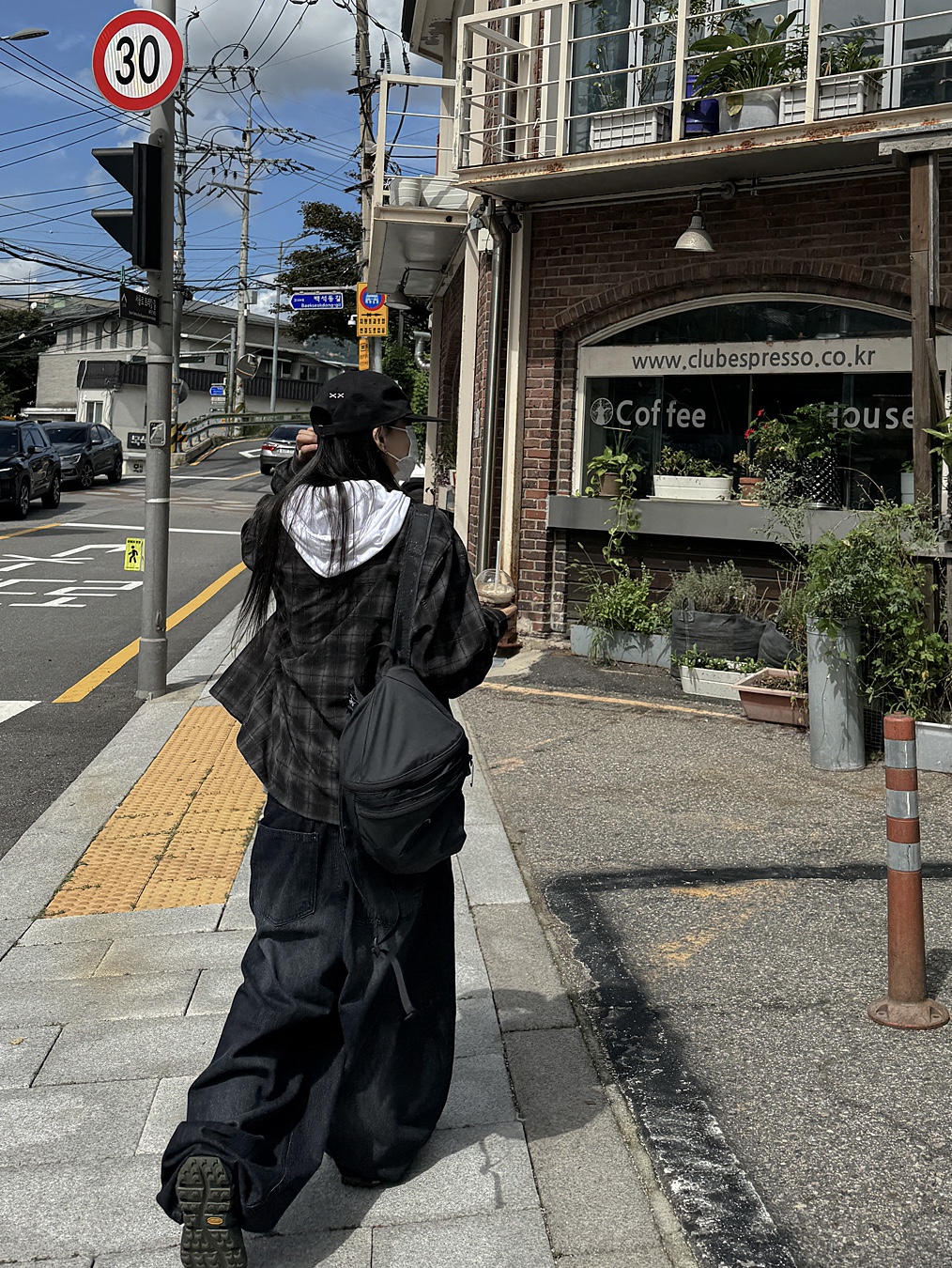 Aoiro 6-Panel Bone A/N Cap Black, Oakley Light Breathe Triple Black 착용 스타일 - 3