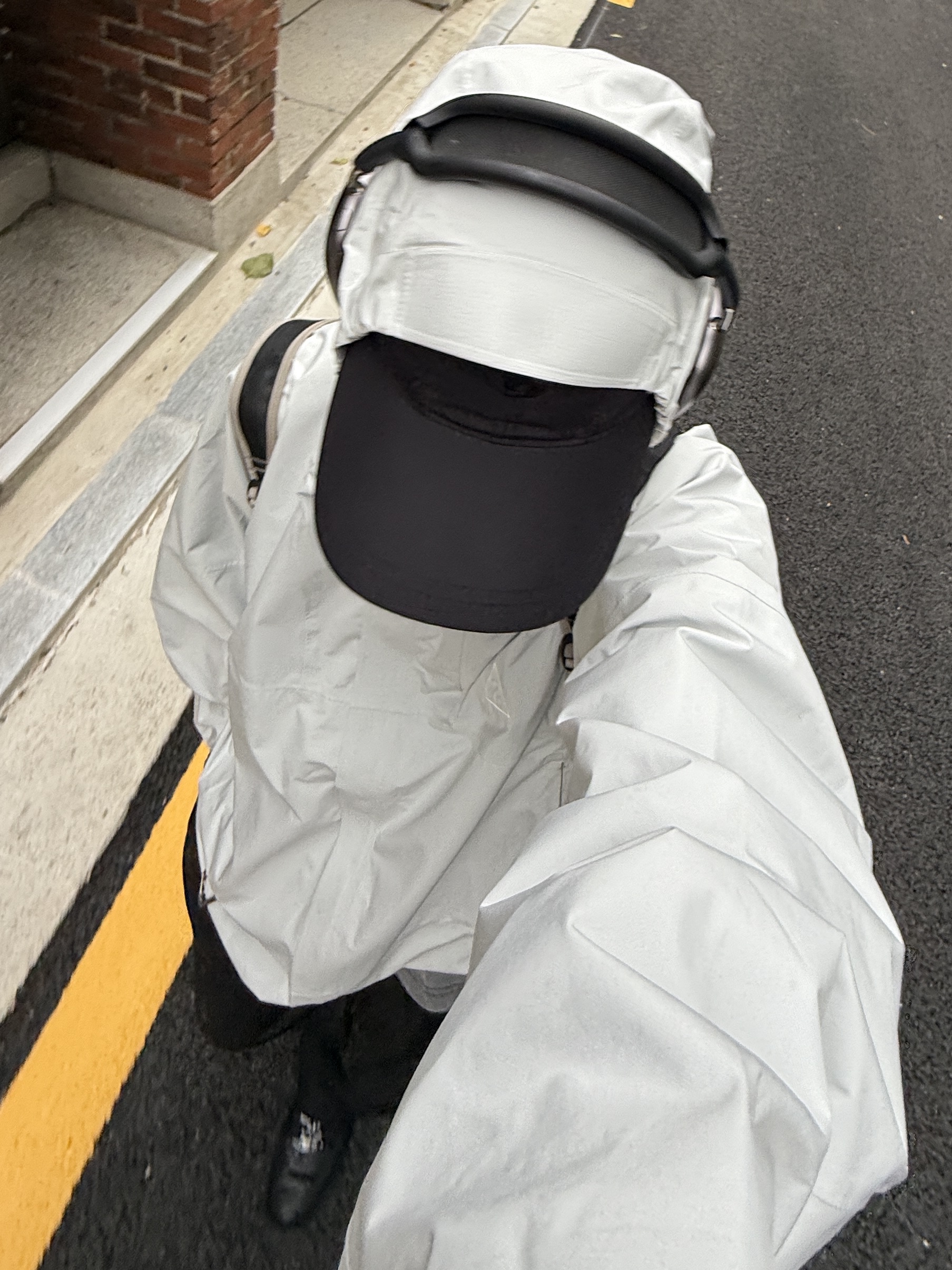 Nike x Supreme Air Force 1 Low Black, Nike ACG Storm-Fit ADV Cascade Rains Full Zip Jacket Photon Dust - Asia 착용 스타일 - 4
