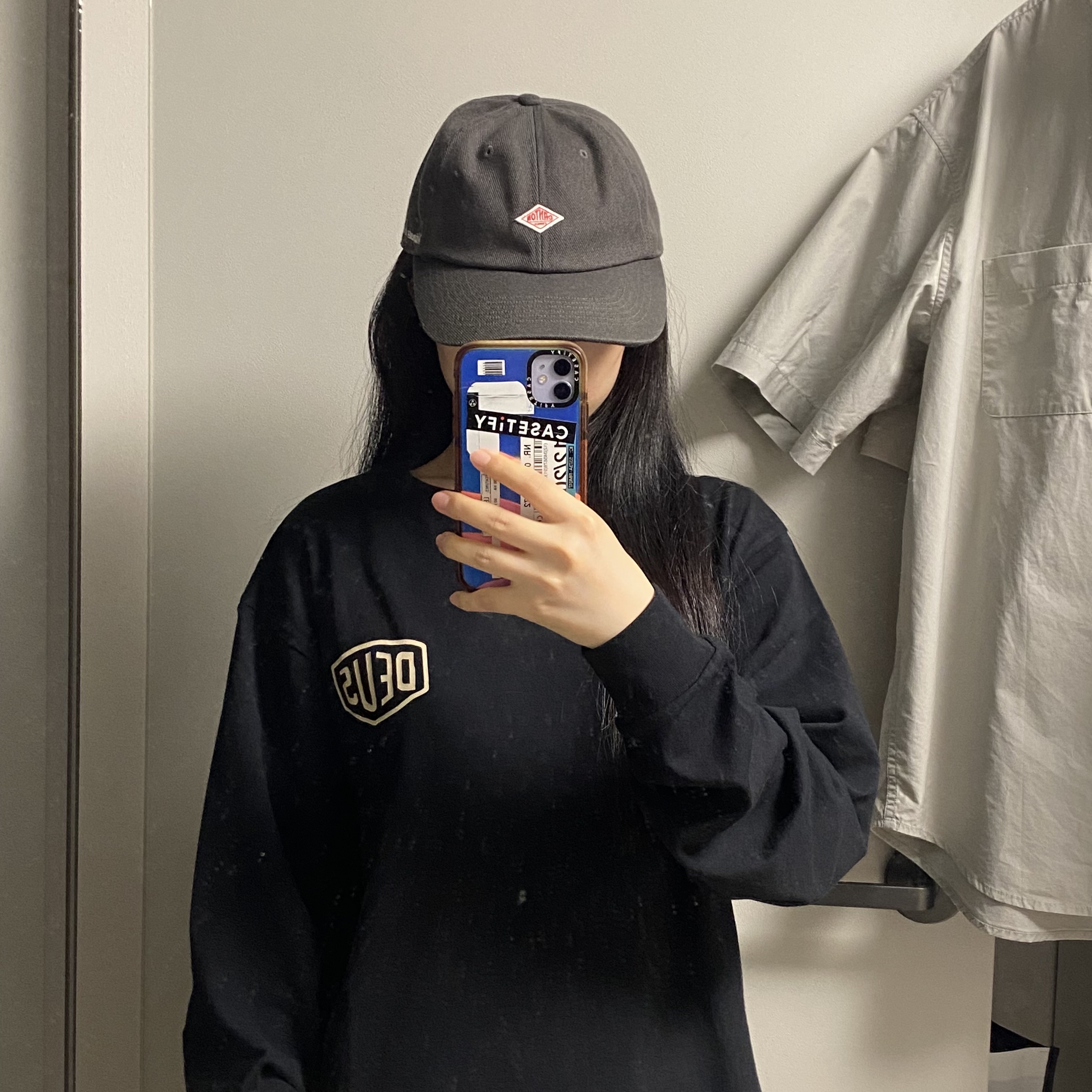 [6% 적립] Deus Ex Machina Seoul College Address Ls Tee Black, Danton Polyester Serge 6-Panel Cap Charcoal 착용 스타일