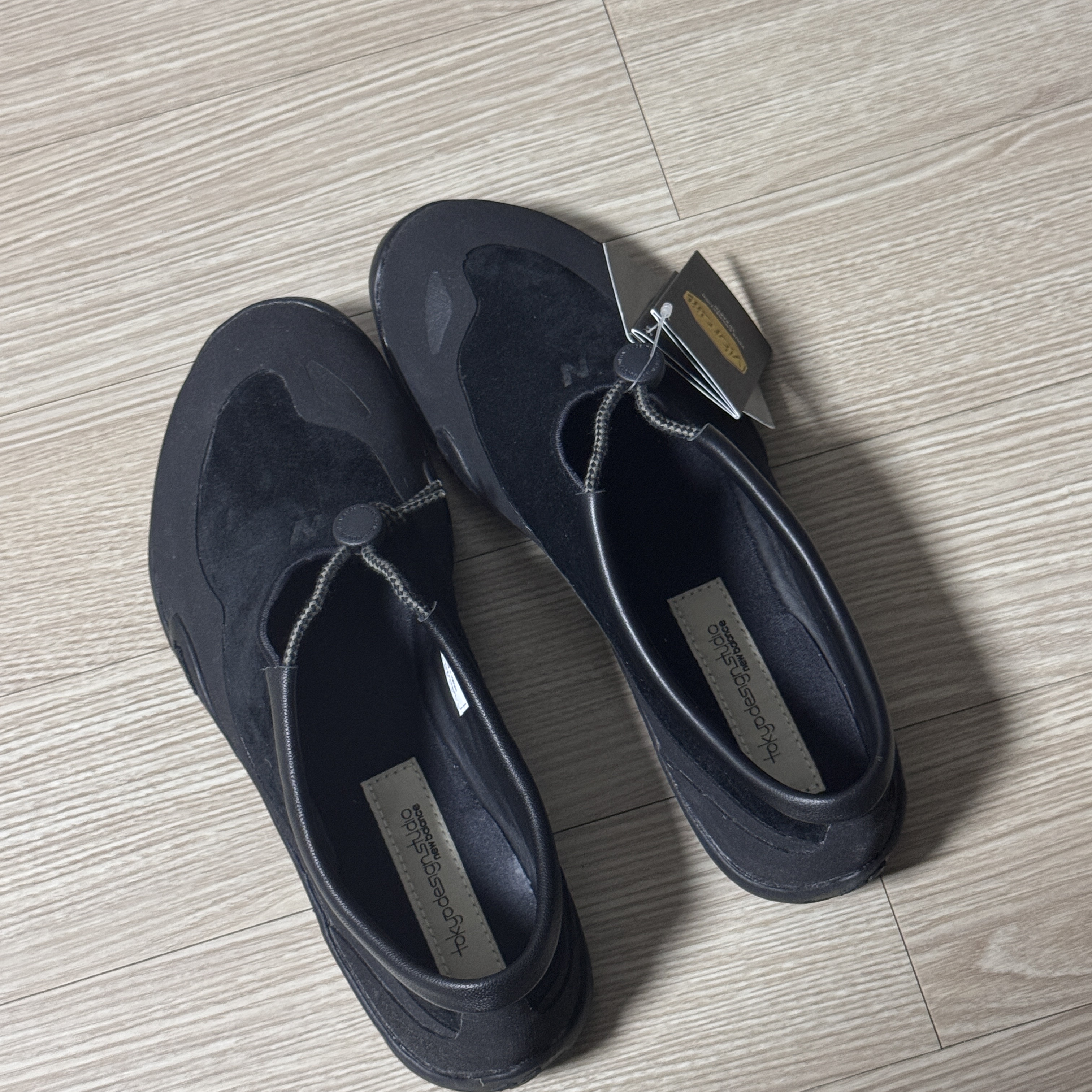 New Balance x Tokyo Design Studio MT10T Black Dockside 착용 스타일