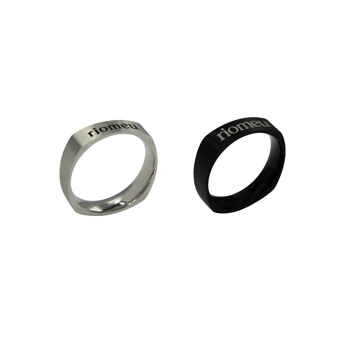 리오므 스퀘어 레터링 볼드 반지 블랙(Riomeu Square Lettering Bold Ring Black)