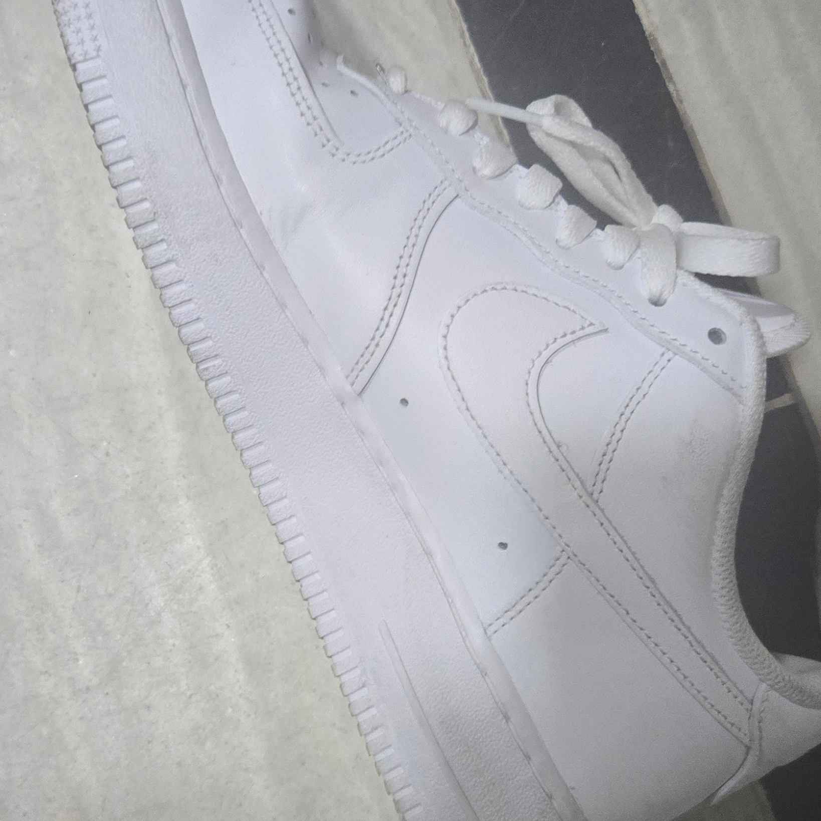 Nike Air Force 1 '07 Low White 착용 스타일 - 3