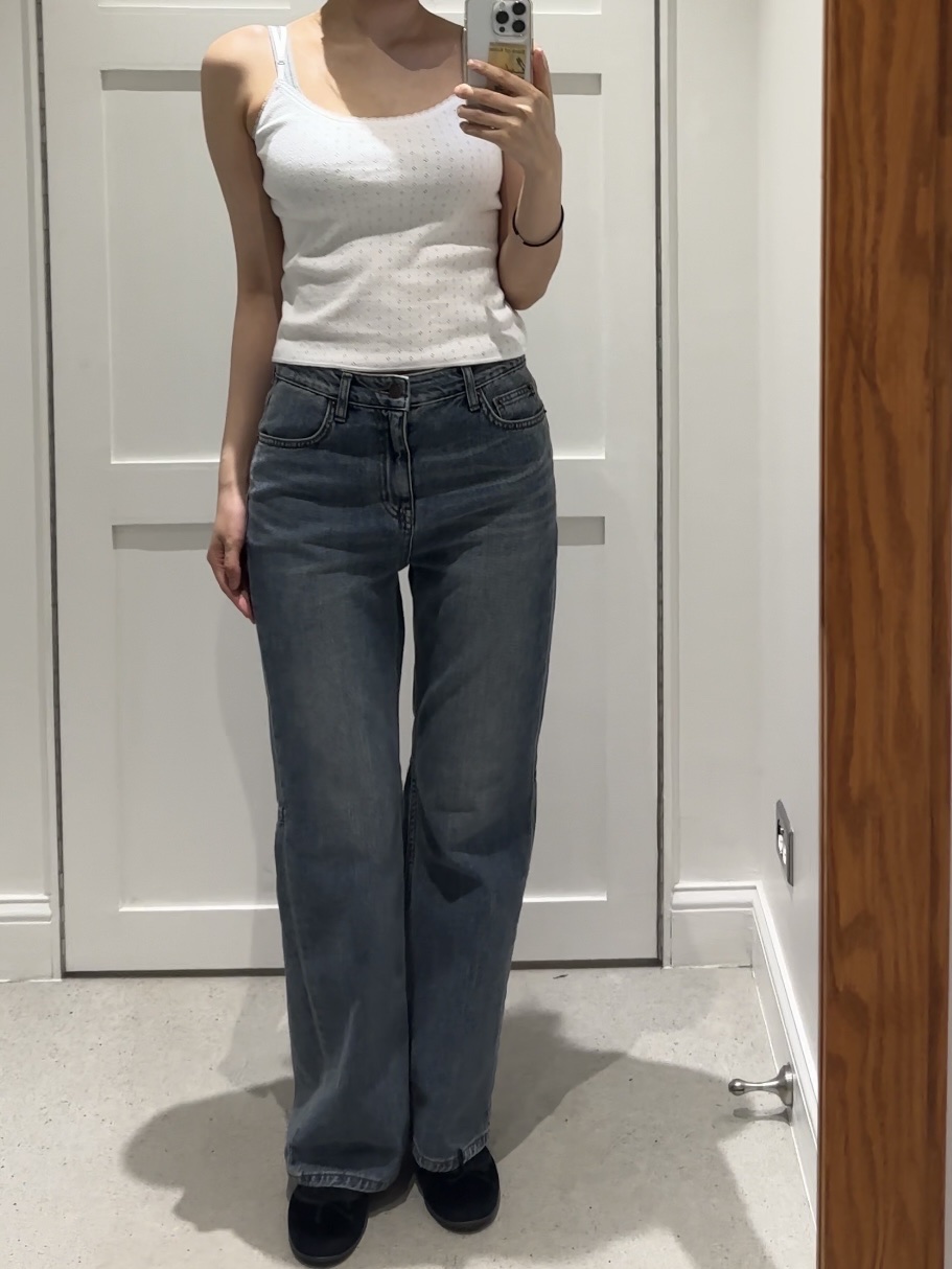 (W) Low Classic Slim Boot-Cut Jeans Light Blue 착용 스타일