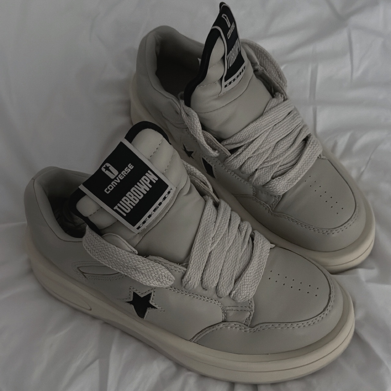 Converse x Drkshdw Turbowpn Ox Pelican 착용 스타일