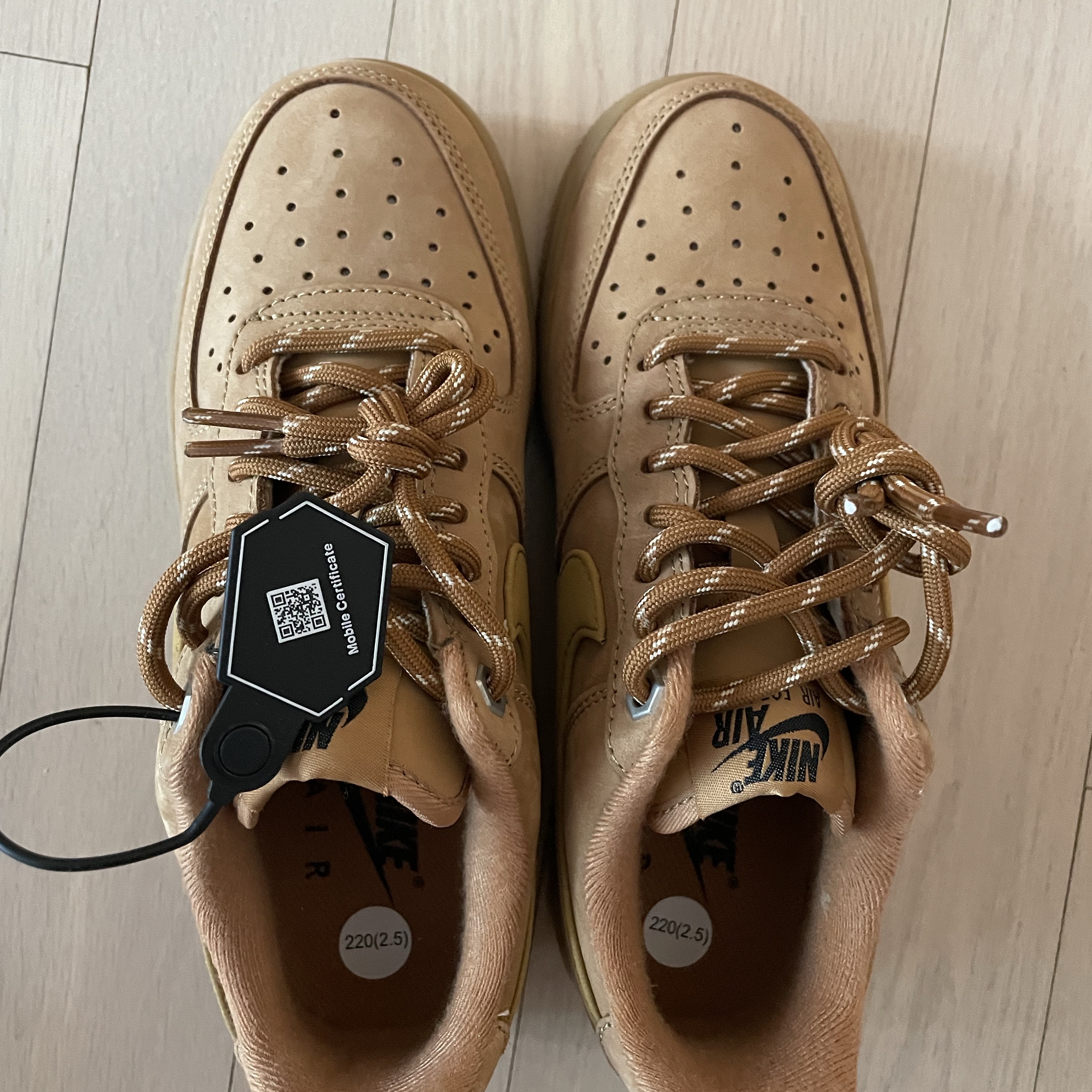 (W) Nike Air Force 1 '07 WB Flax Wheat 착용 스타일