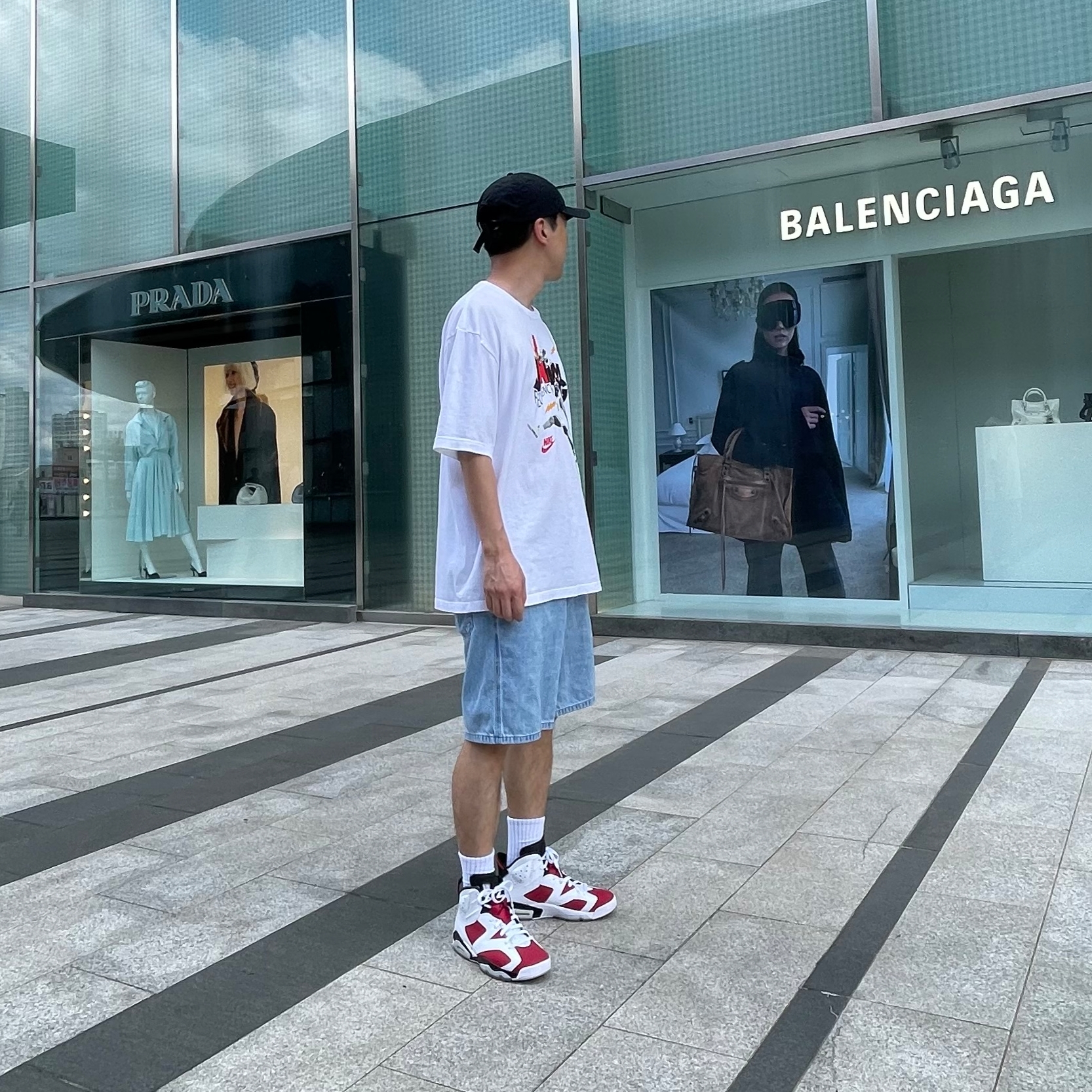 Jordan 6 Retro Carmine 2021 착용 스타일 - 1
