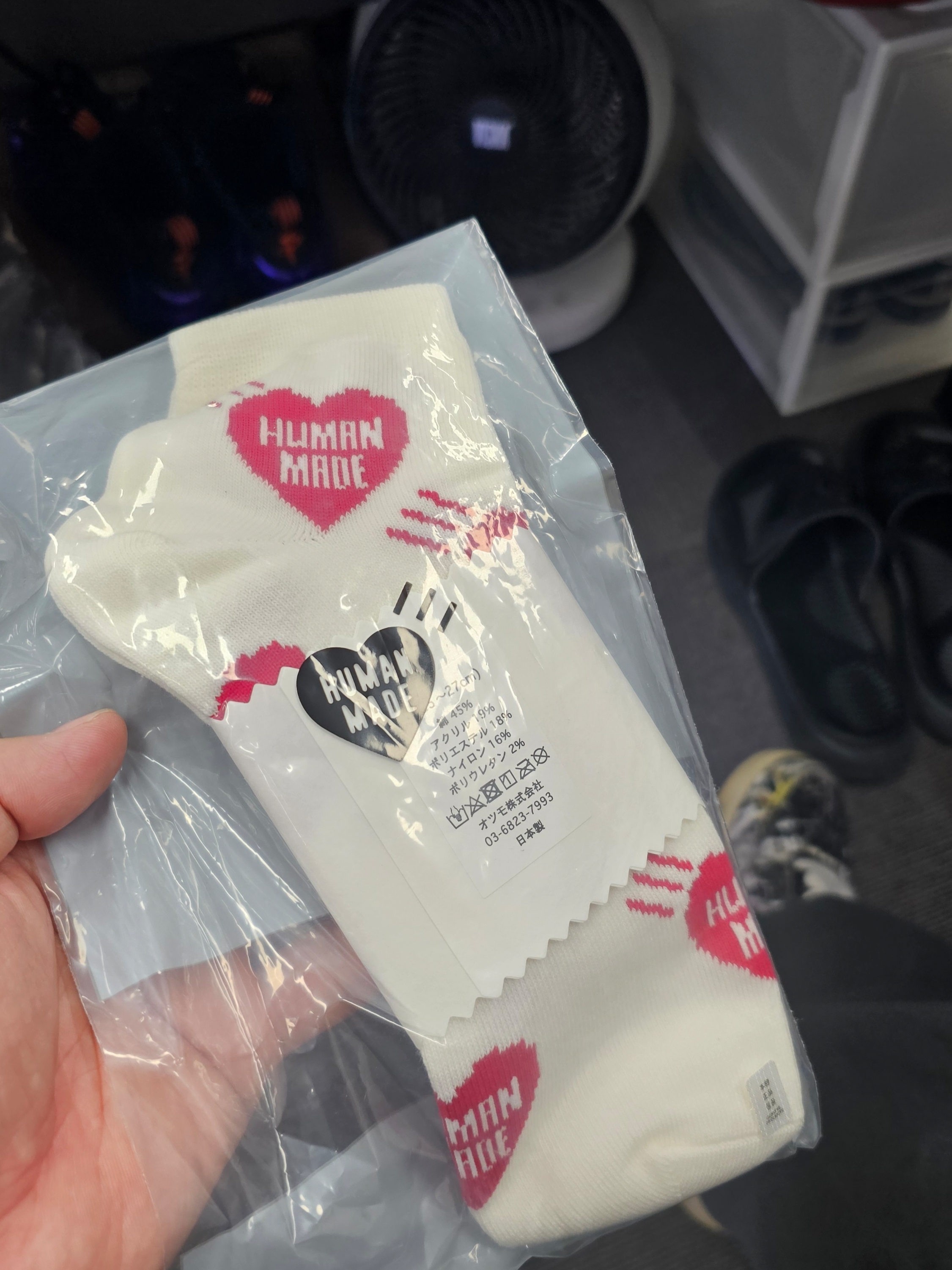 Human Made Short Heart Pattern Socks Red, Nike Air Foamposite One Phoenix Suns 착용 스타일