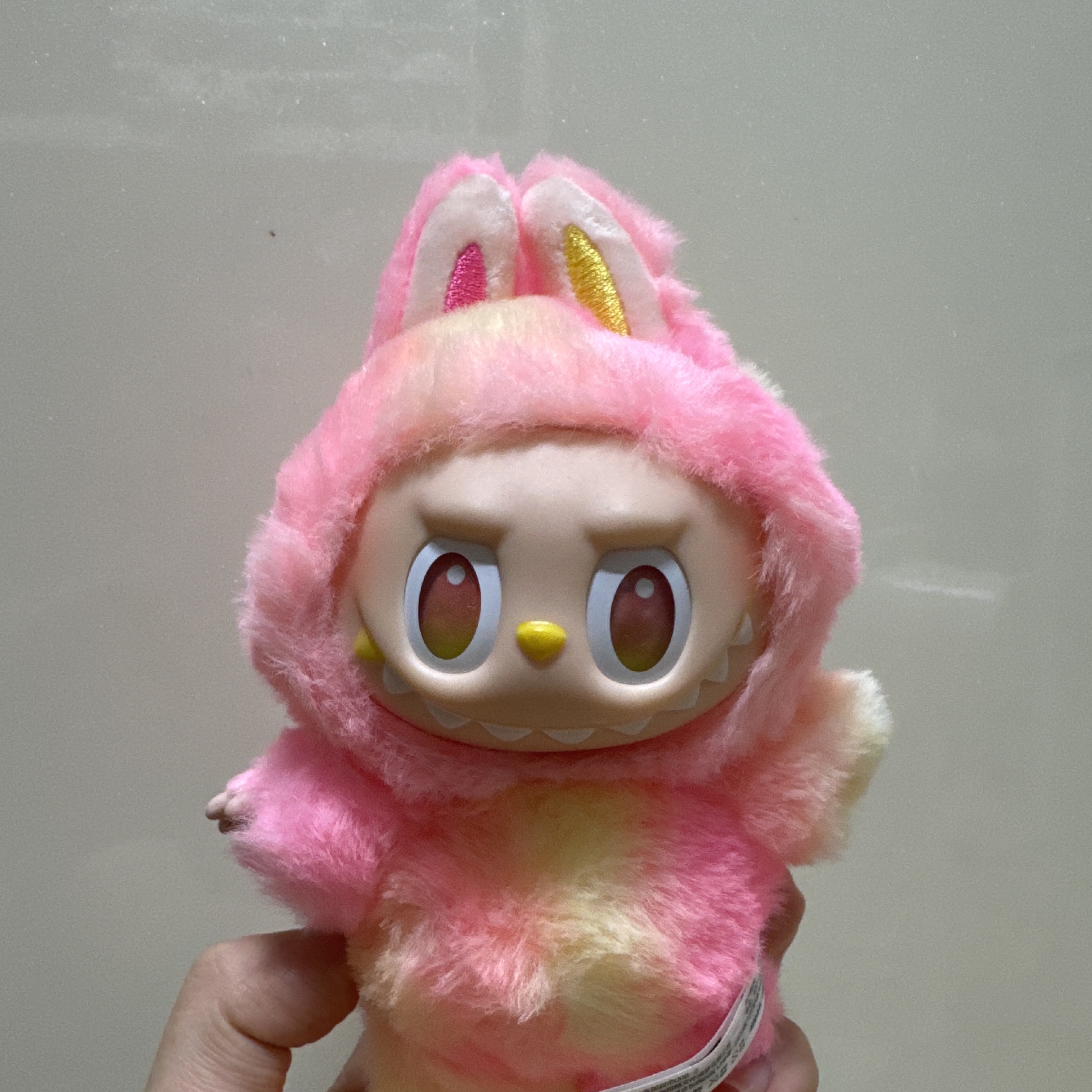 Pop Mart Labubu The Monsters Highlight Series Sealed Case (1 Blind Box) 착용 스타일 - 1