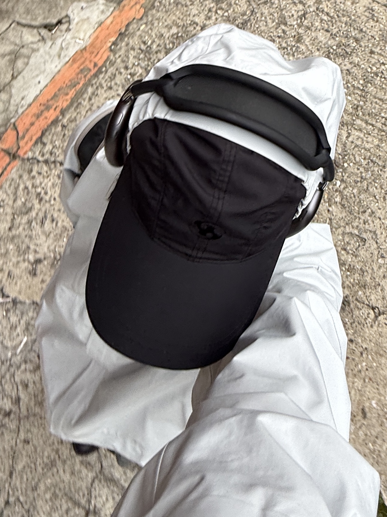 Nike x Supreme Air Force 1 Low Black, Nike ACG Storm-Fit ADV Cascade Rains Full Zip Jacket Photon Dust - Asia 착용 스타일 - 6