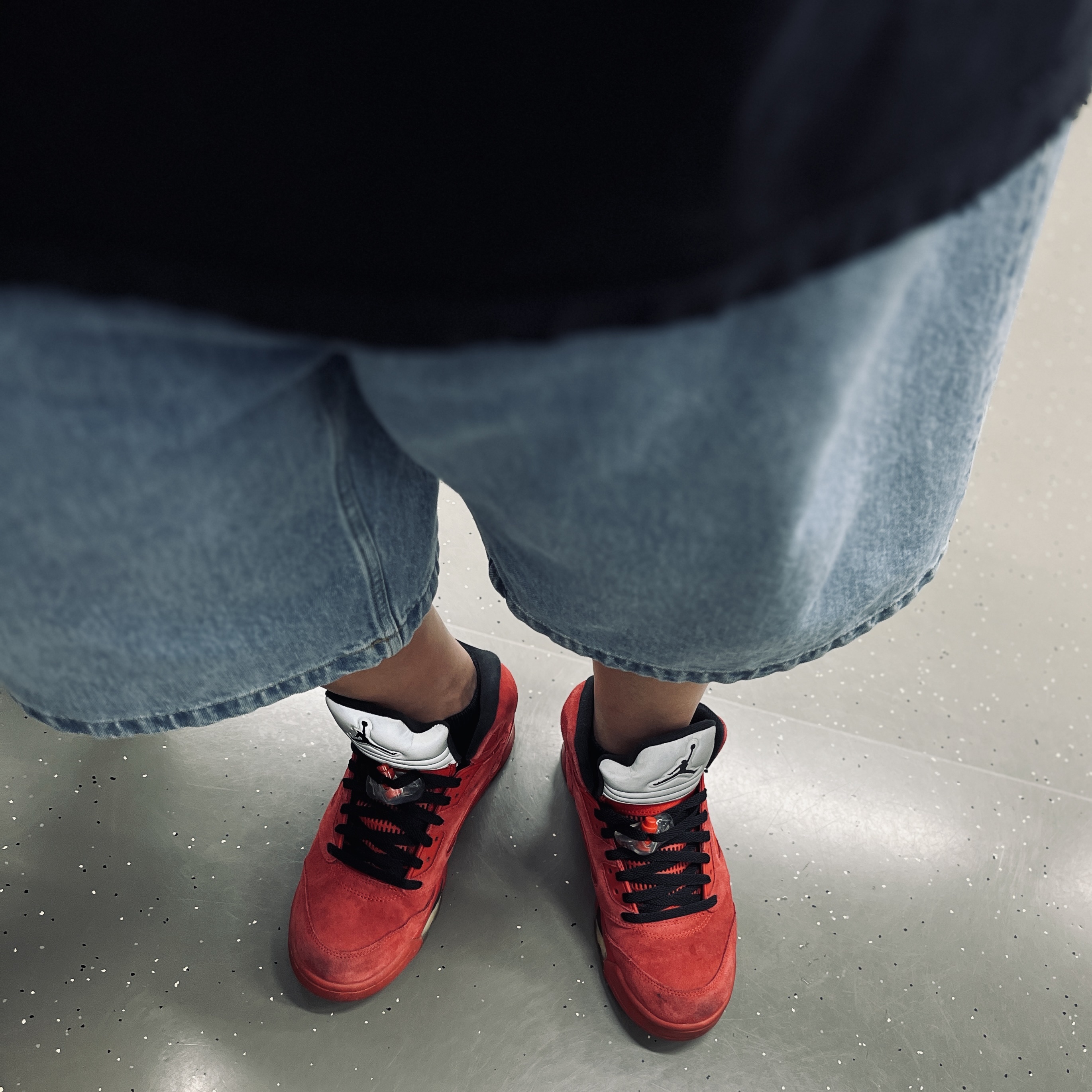 Jordan 5 Retro Red Suede 착용 스타일