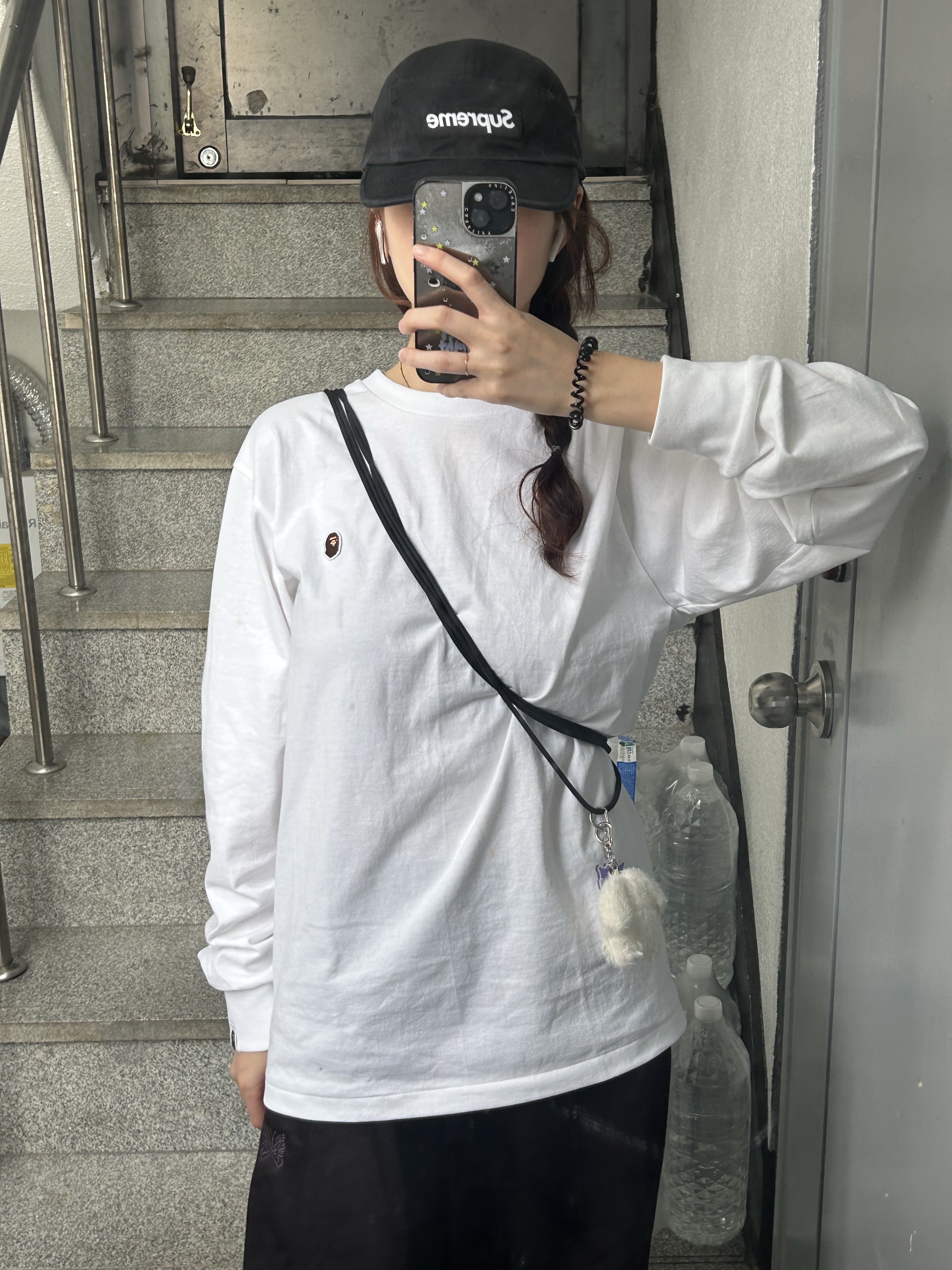 BAPE One Point L/S T-Shirt White 착용 스타일