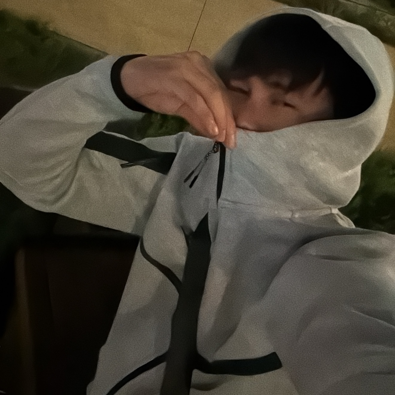 Nike Tech Fleece Full Zip Hoodie Dark Grey Heather - Asia 착용 스타일