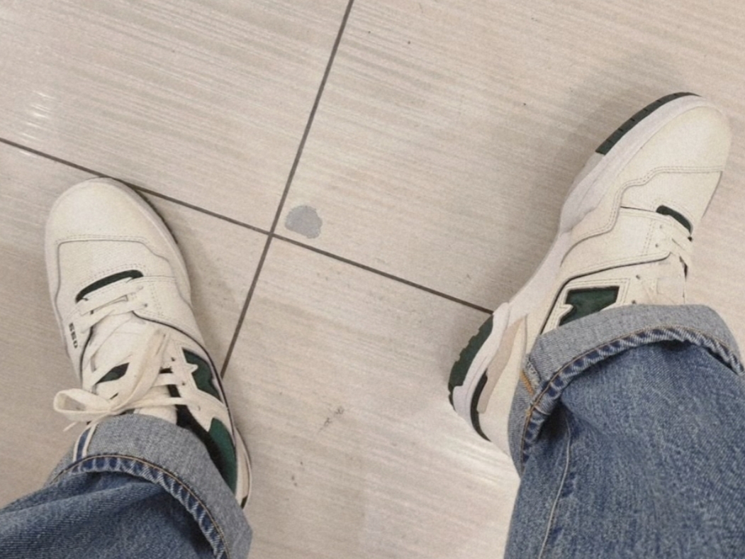 New Balance 550 Sea Salt Green - D Standard 착용 스타일