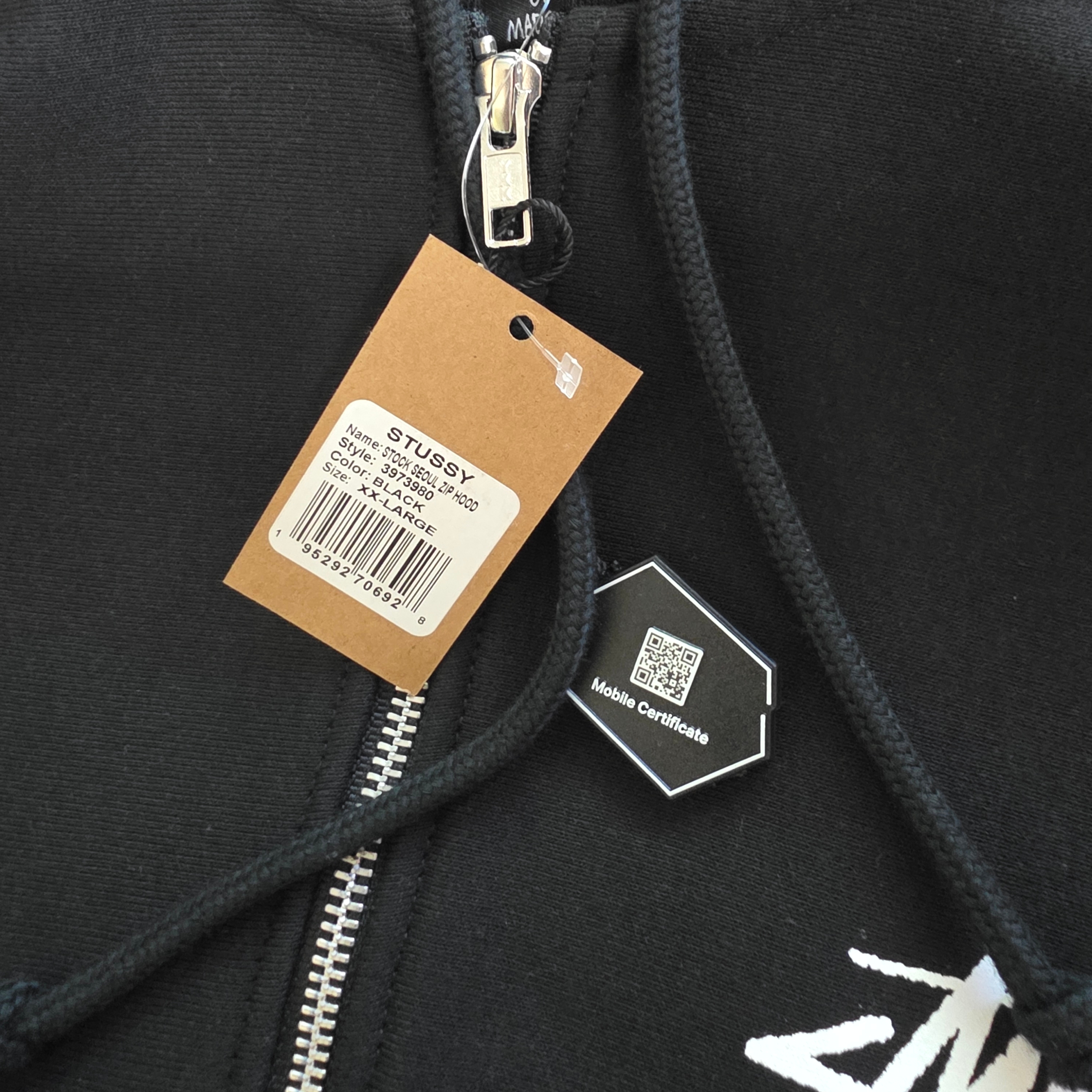 Stussy Stock Seoul Zip Hood Black 착용 스타일 - 3