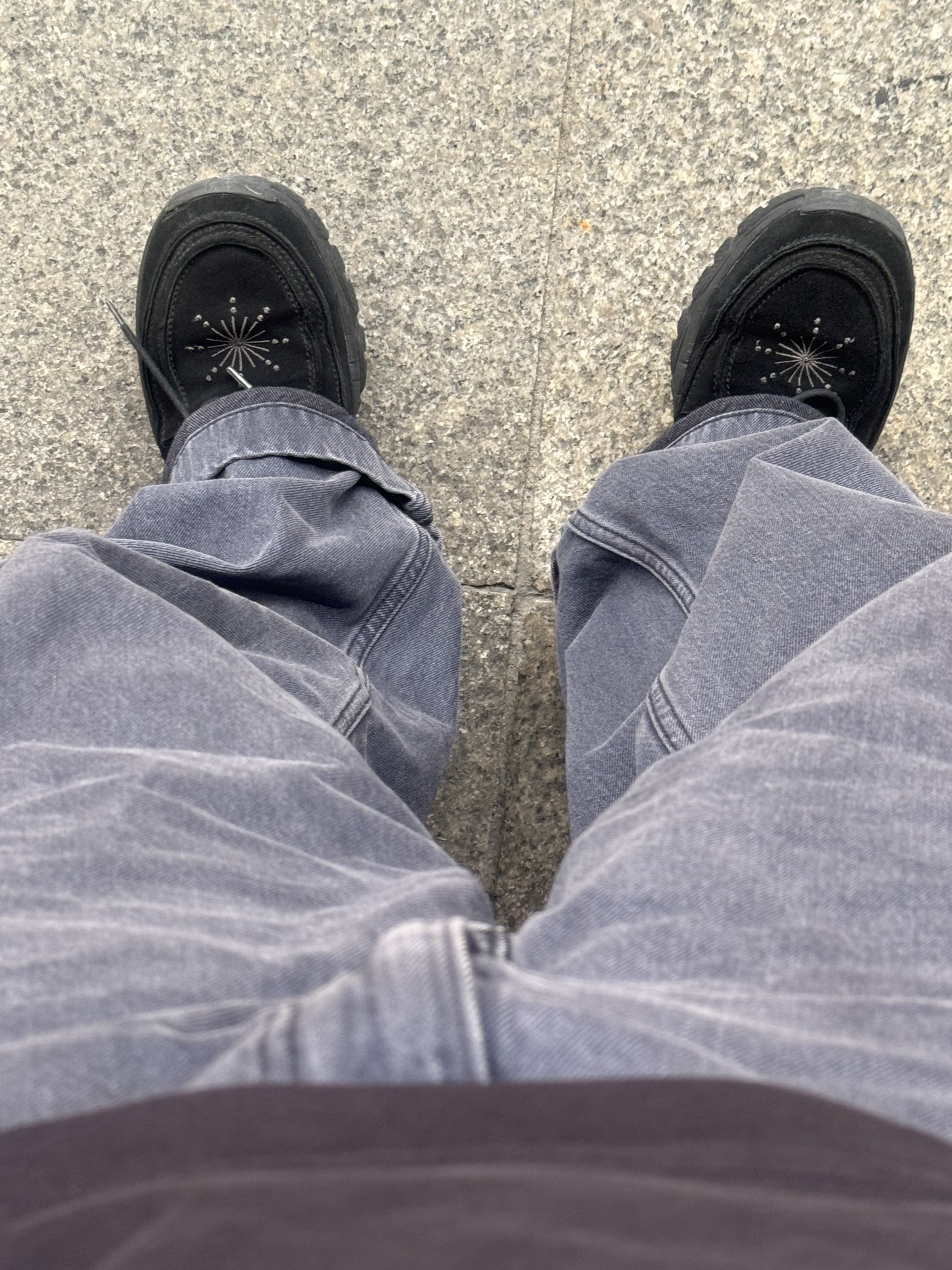 [KREAM 단독] Millo Archive X Negative Three Crescendo Desert Boots Black 착용 스타일