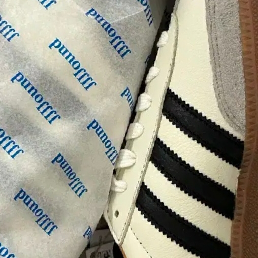 Adidas x JJJJound Samba OG Off White Core Black 착용 스타일