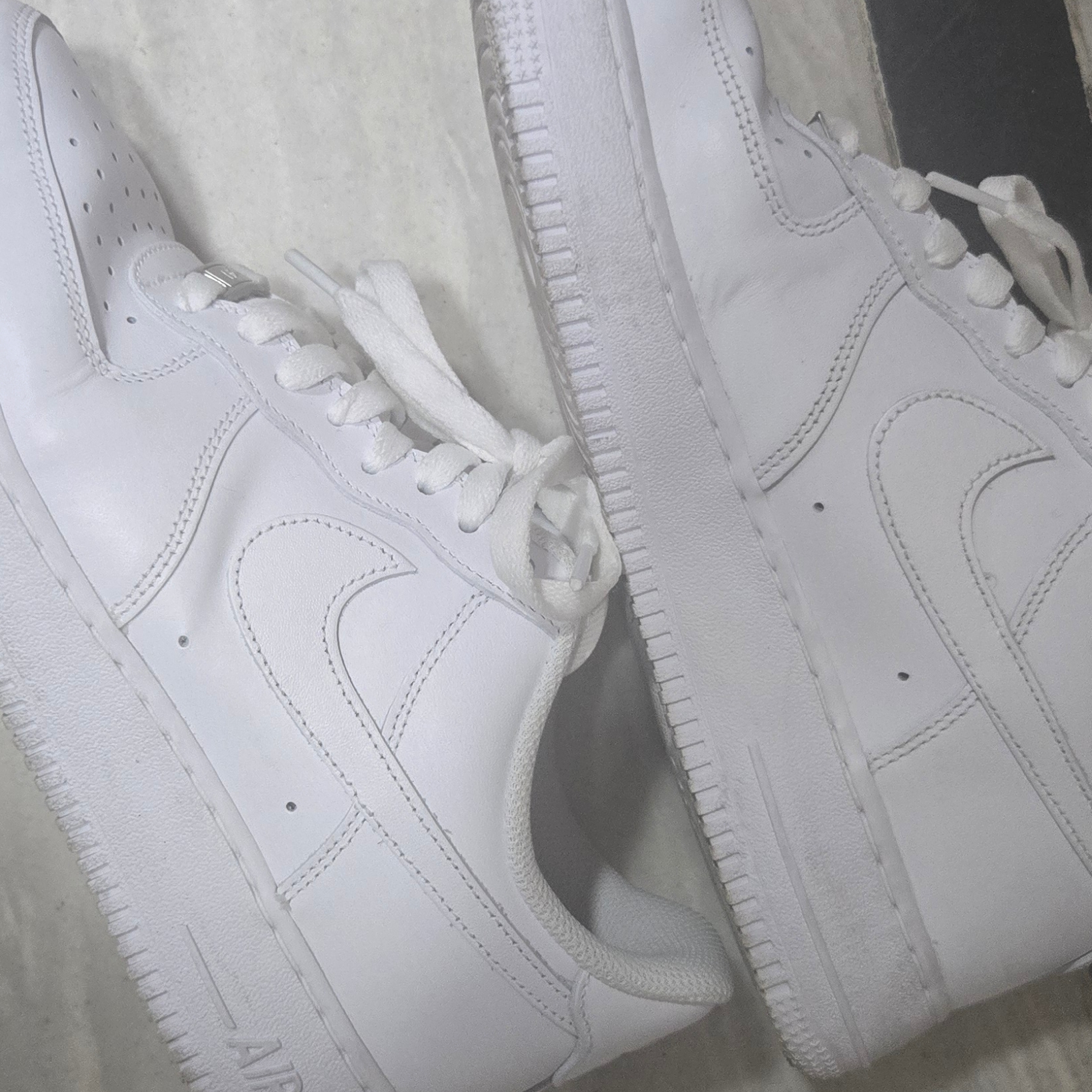 Nike Air Force 1 '07 Low White 착용 스타일 - 1