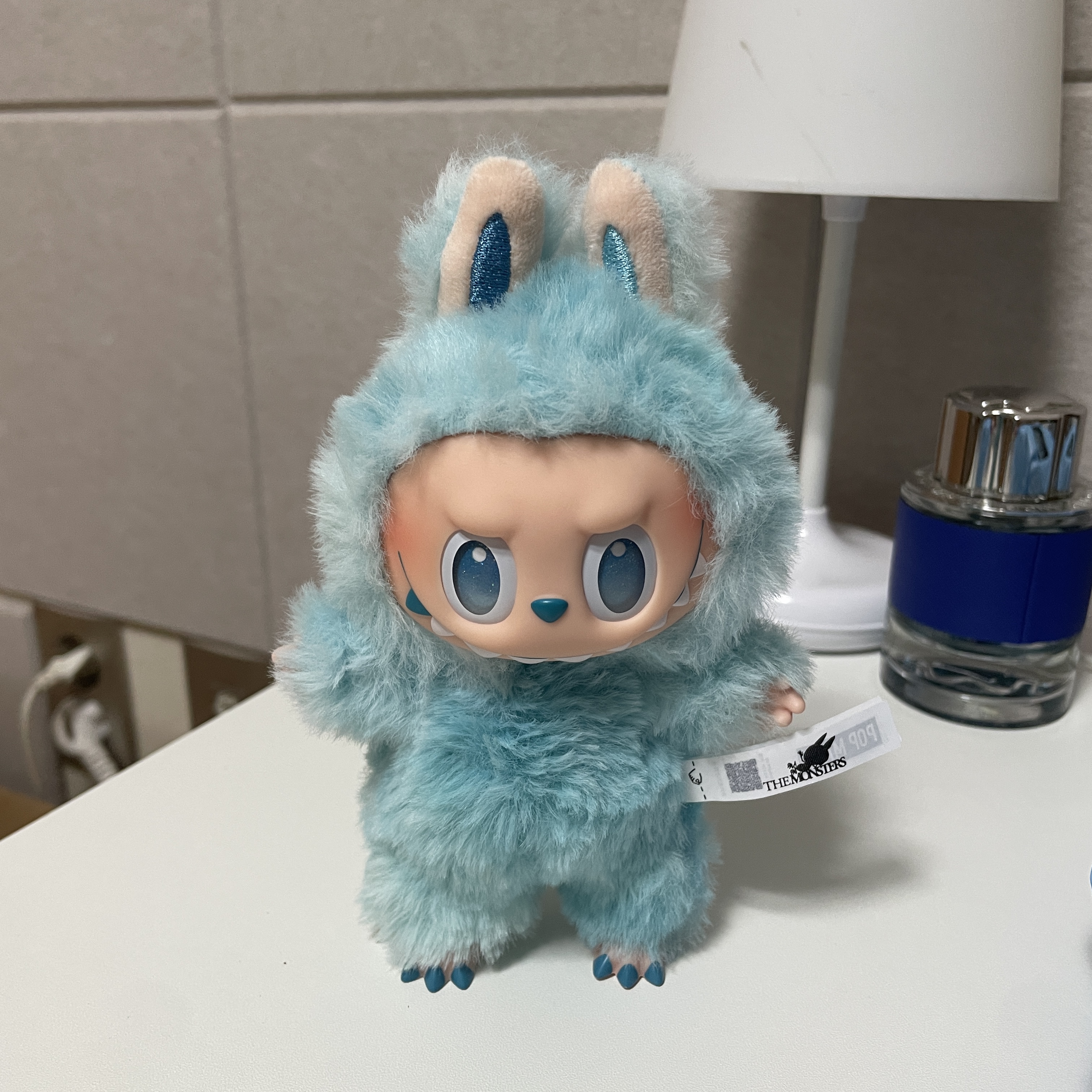 Pop Mart Labubu The Monsters Highlight Series Hope Keyring (Opened Case) 착용 스타일
