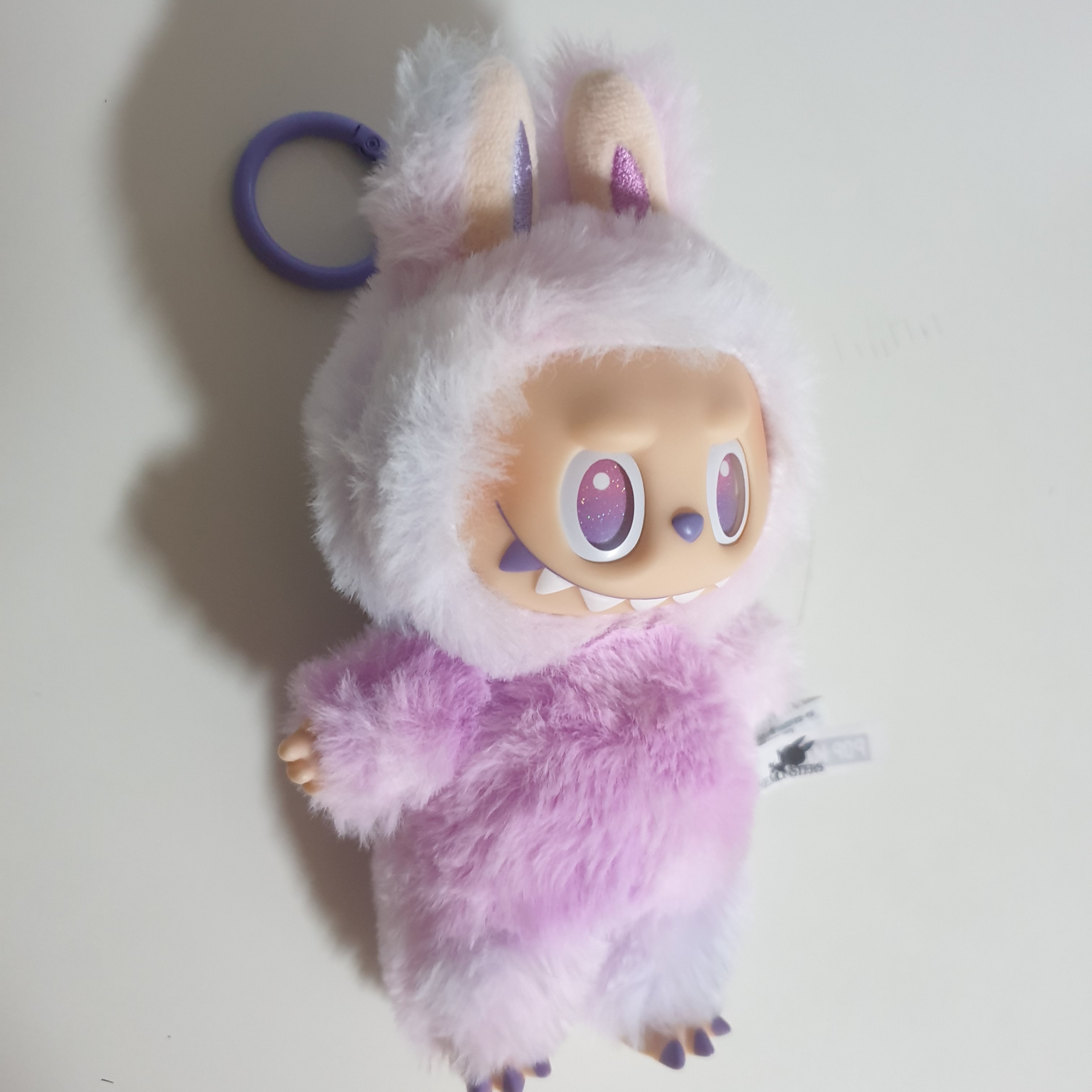 Pop Mart Labubu The Monsters Highlight Series Luck Keyring (Opened Case) 착용 스타일