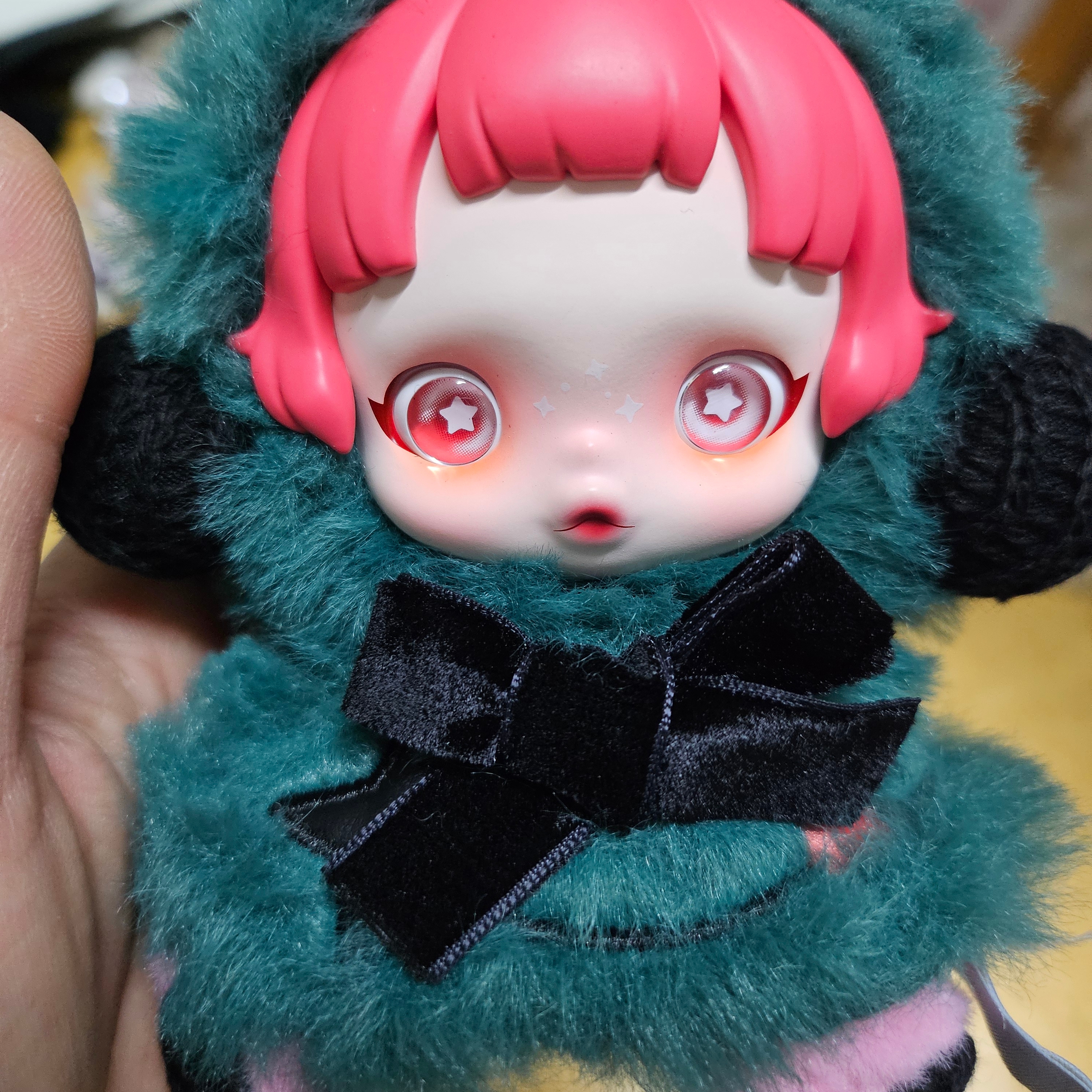 Pop Mart Skullpanda Winter Symphony Series Keyring Partita (Opened Case) 착용 스타일 - 1