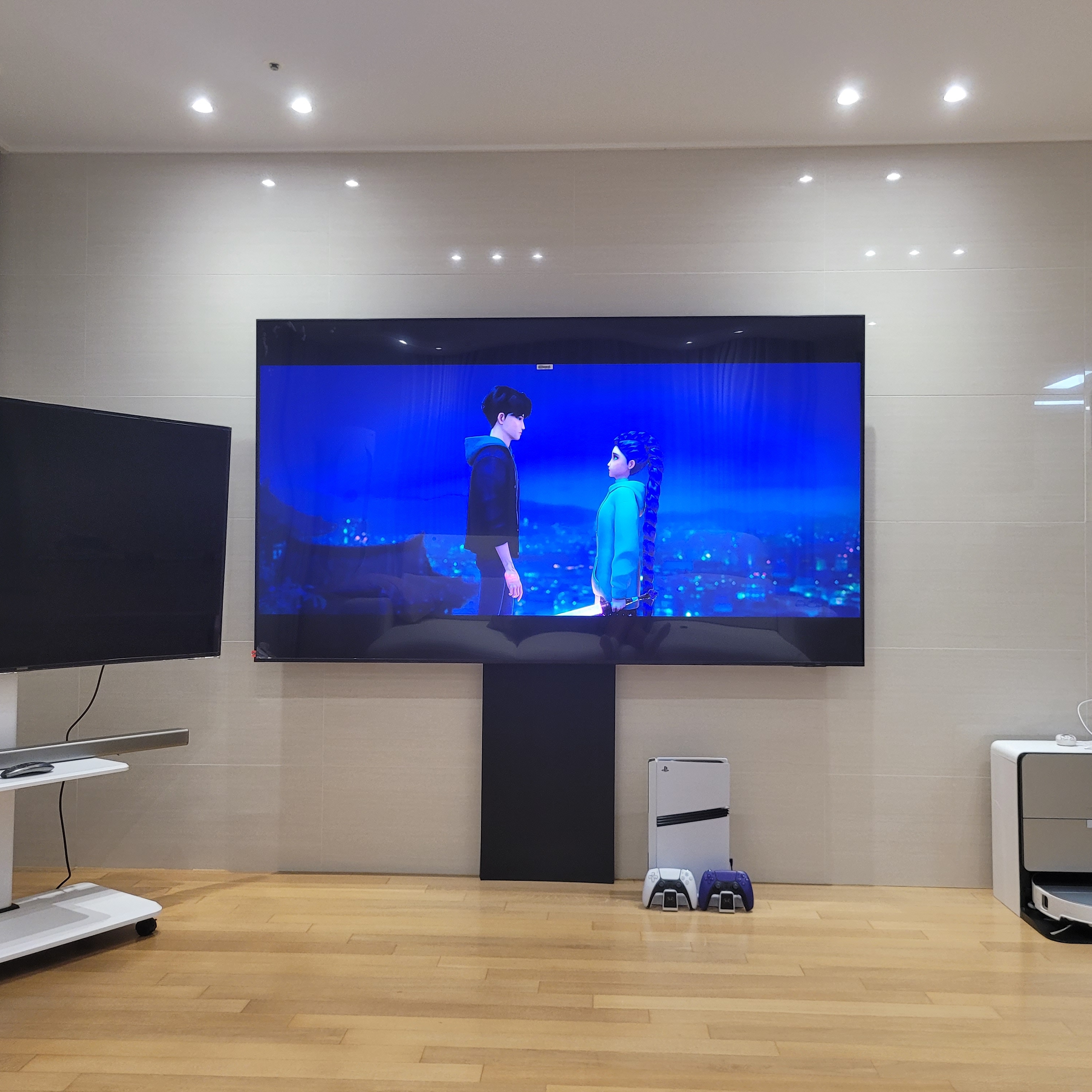 Playstation 5 Pro (SIEK 220V) 착용 스타일