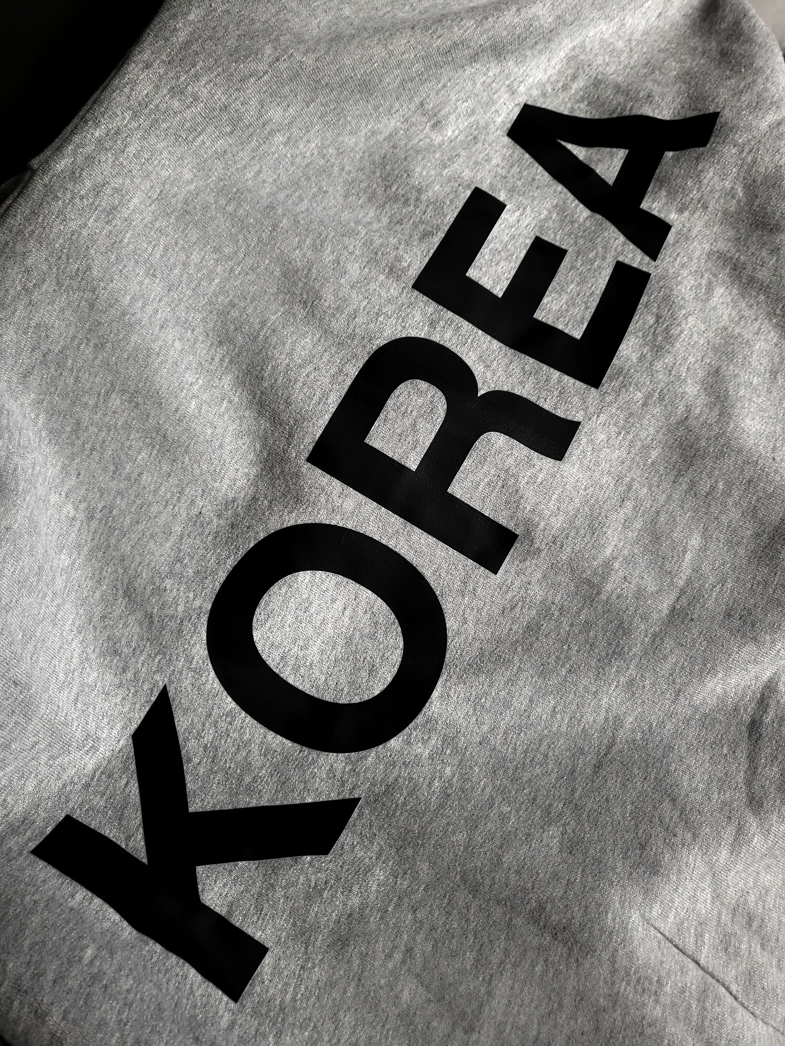 Yeezy HD-10 Grey - Korea Limited 착용 스타일 - 3