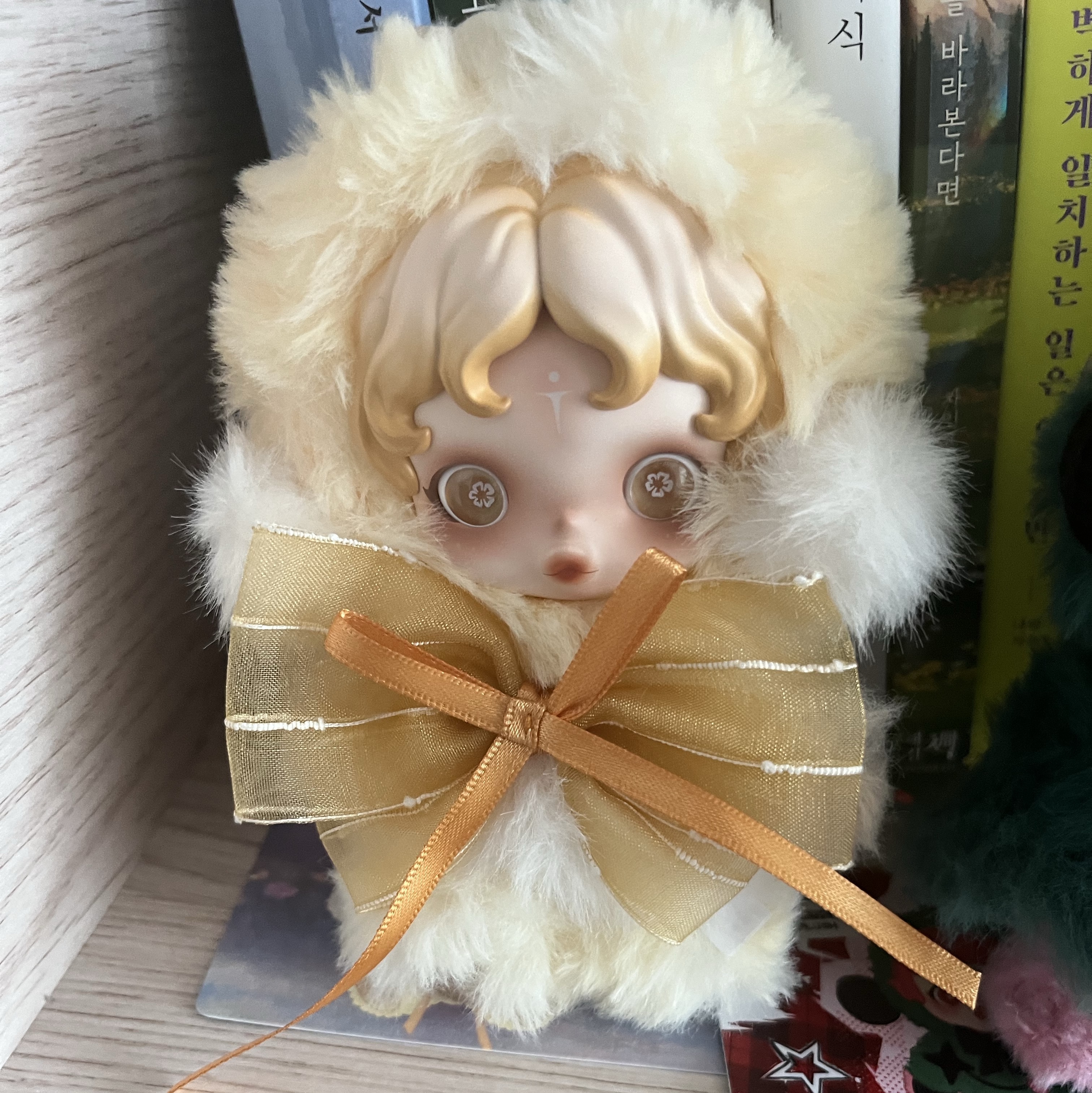 Pop Mart Skullpanda L’Impressionnisme Series Plush Doll Dawn (Opened Case) 착용 스타일