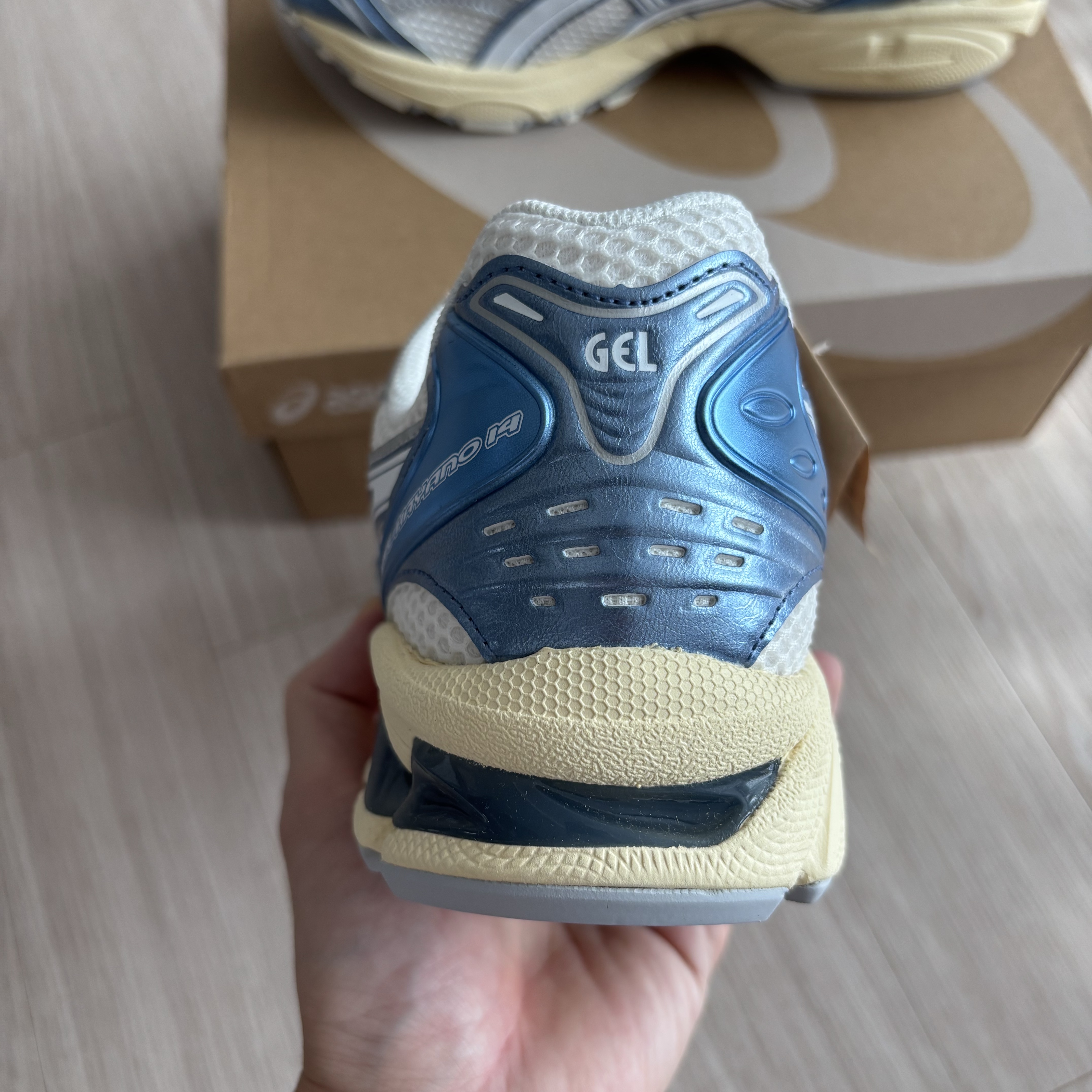 Asics Gel-Kayano 14 Metallic Blue 착용 스타일 - 4